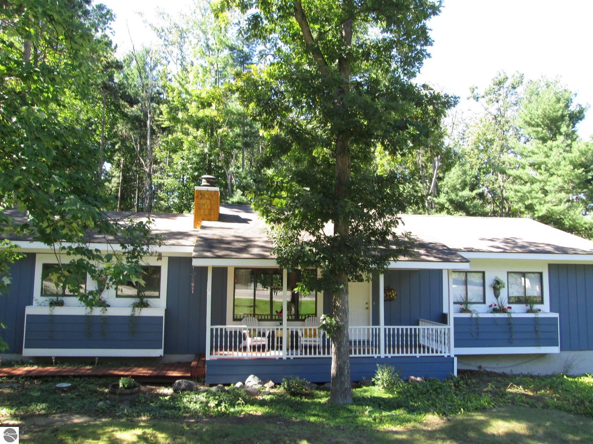 3805 Holiday Village Drive