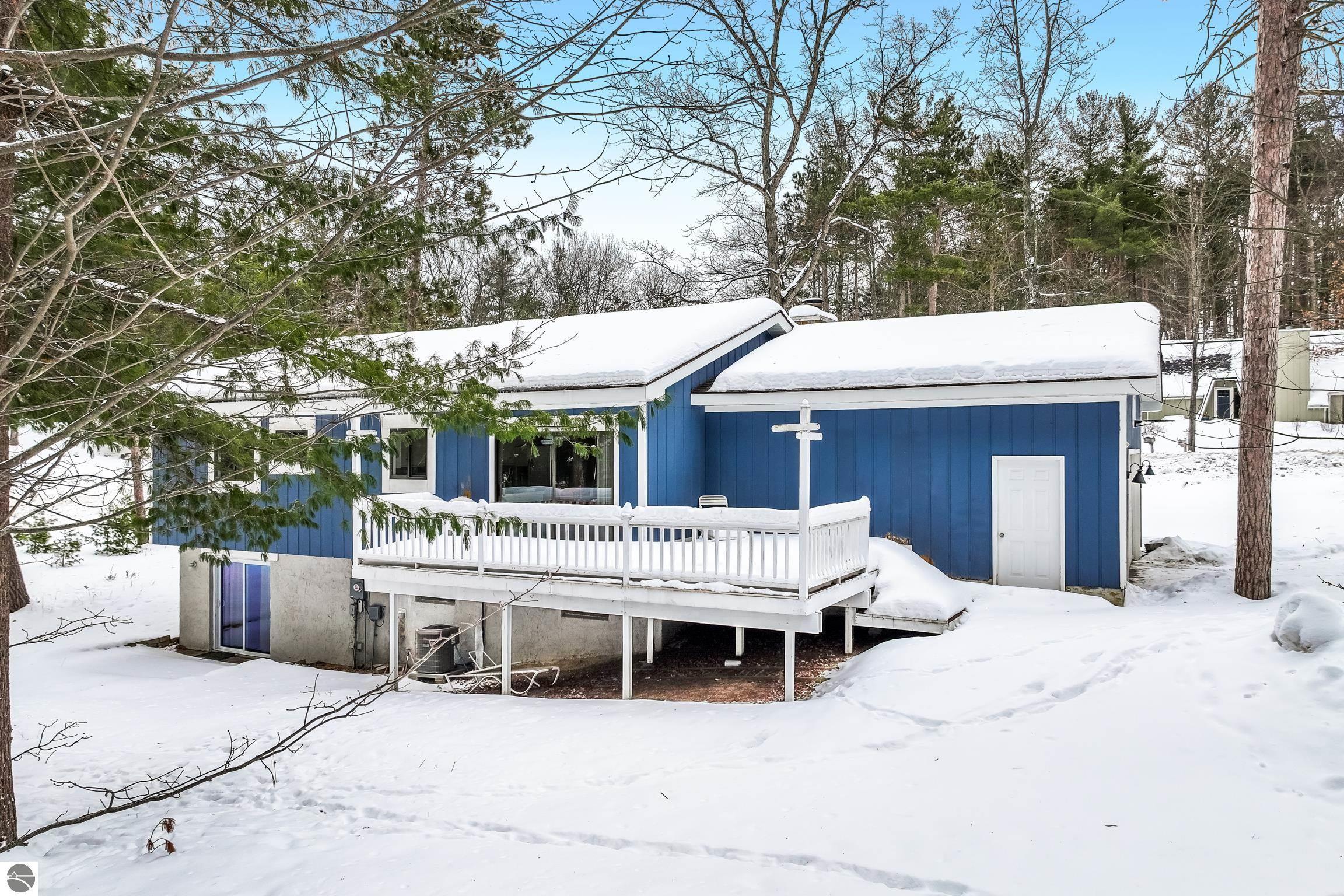 3805 Holiday Village Drive