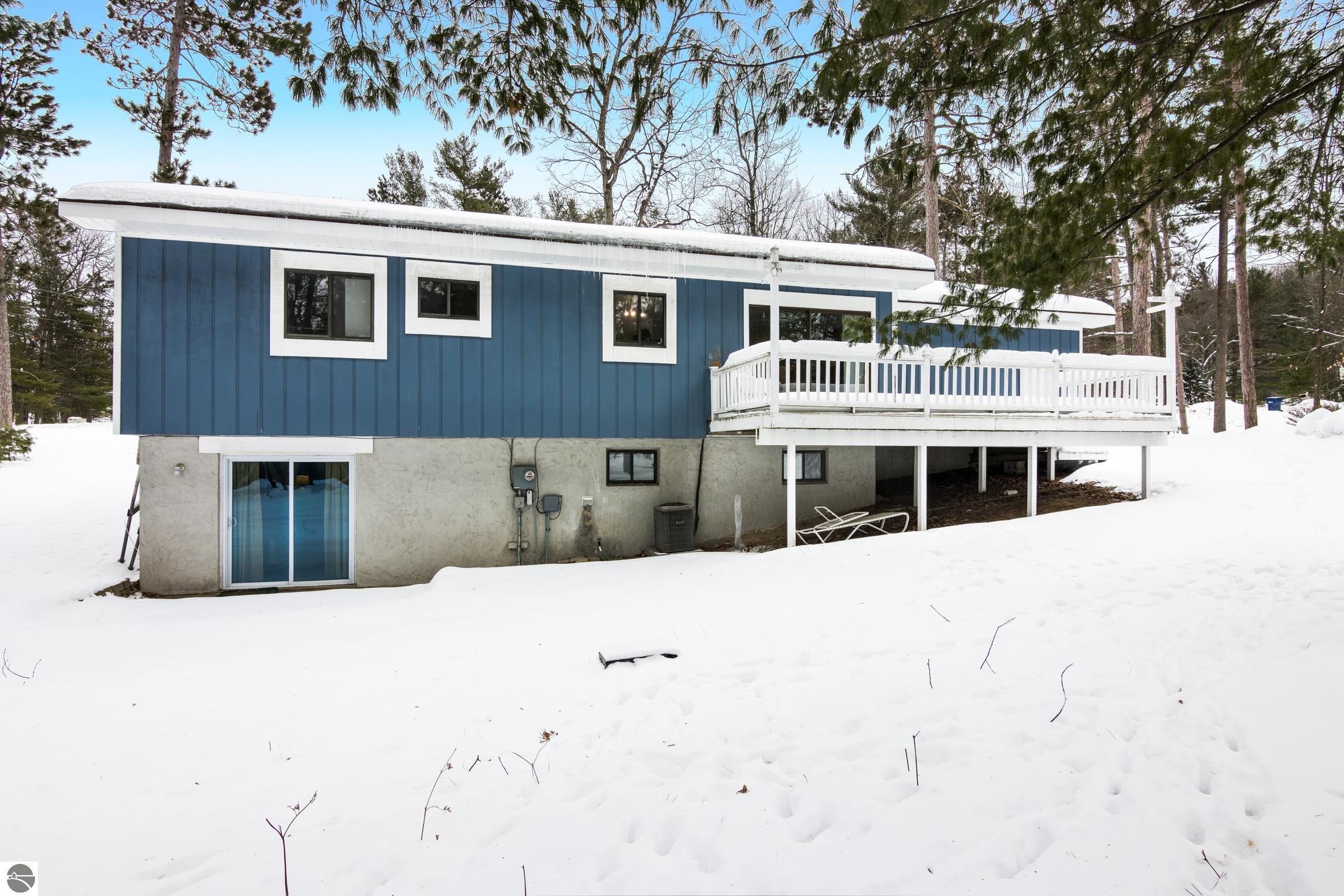 3805 Holiday Village Drive