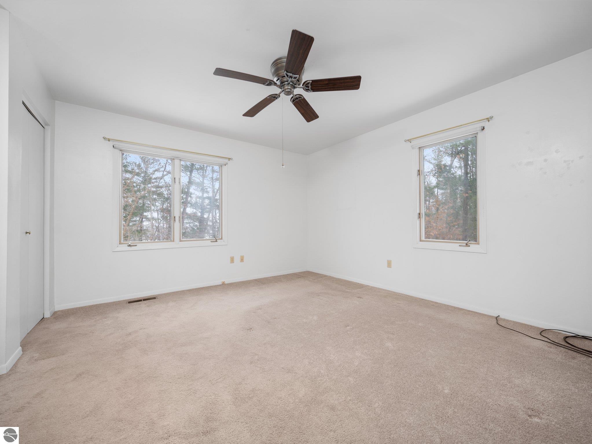1554 Ridge View Court