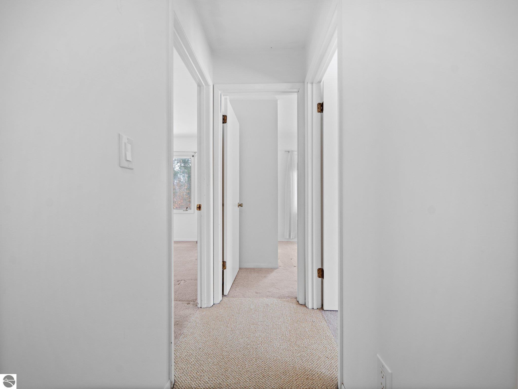 1554 Ridge View Court