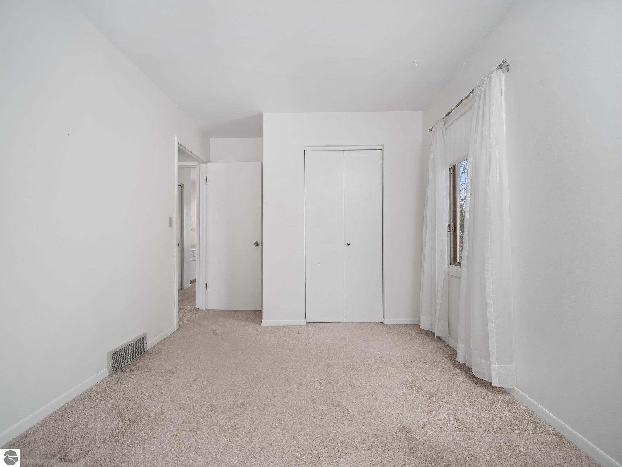 1554 Ridge View Court