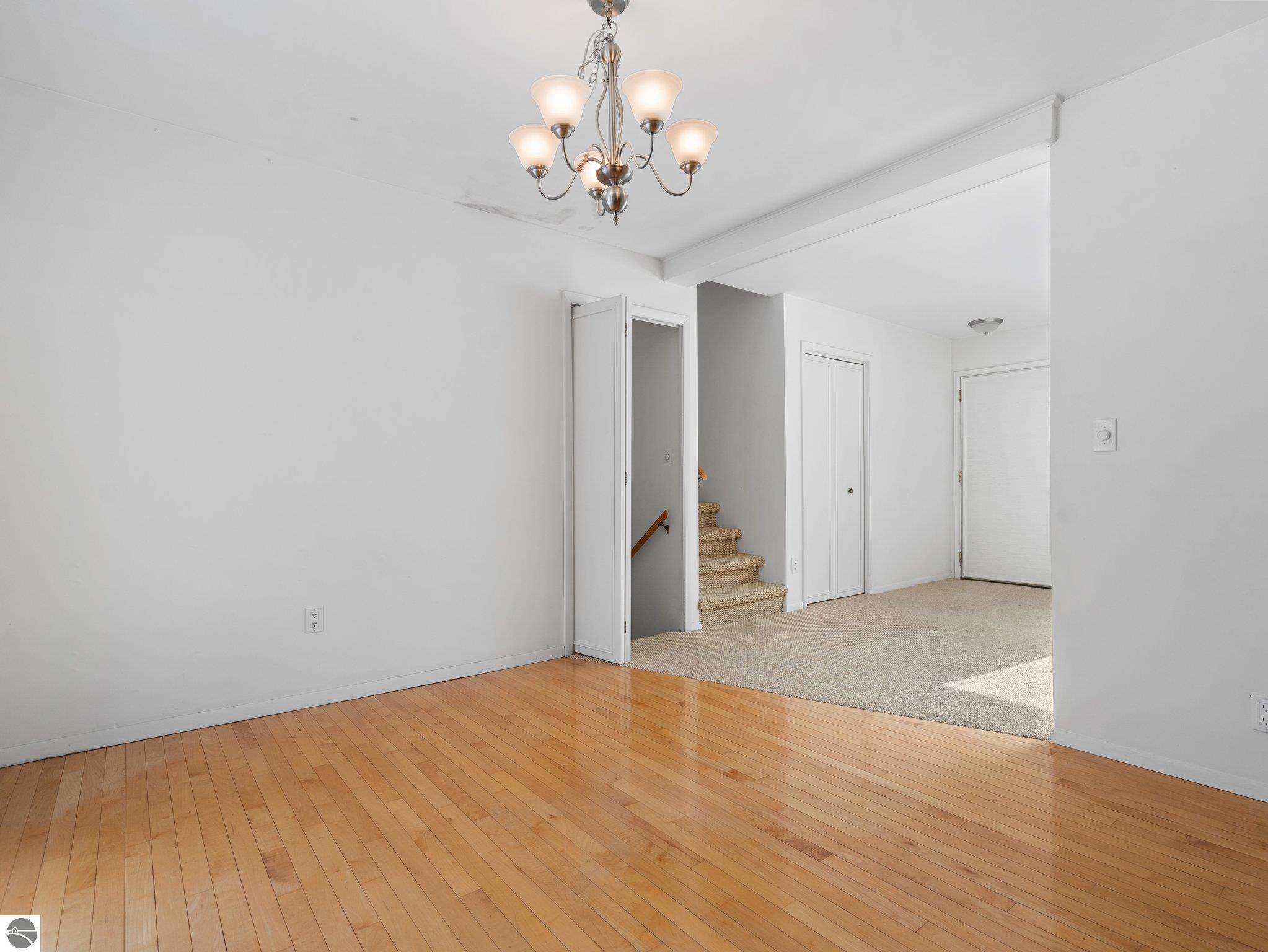 1554 Ridge View Court