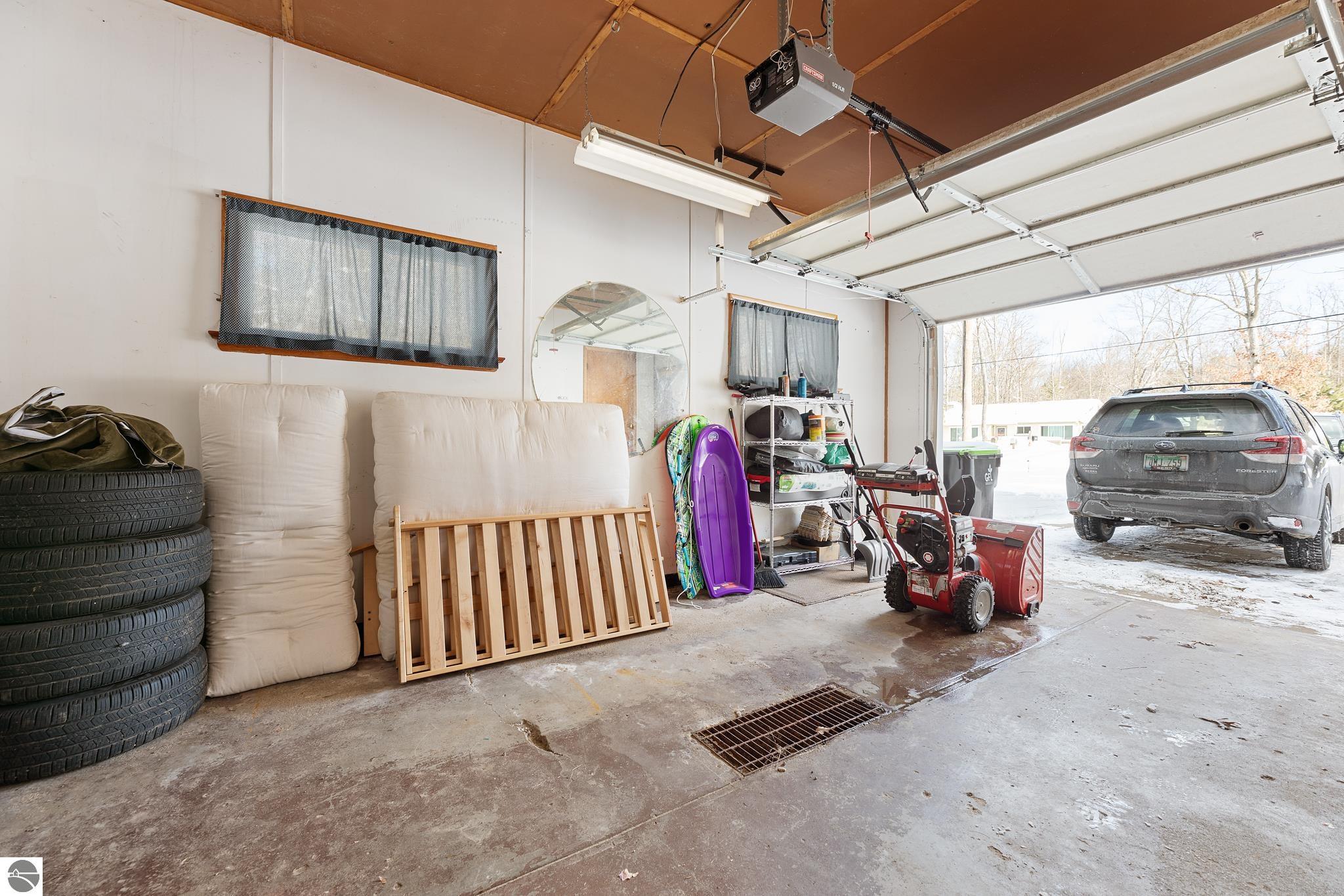 5086 Karlin Road