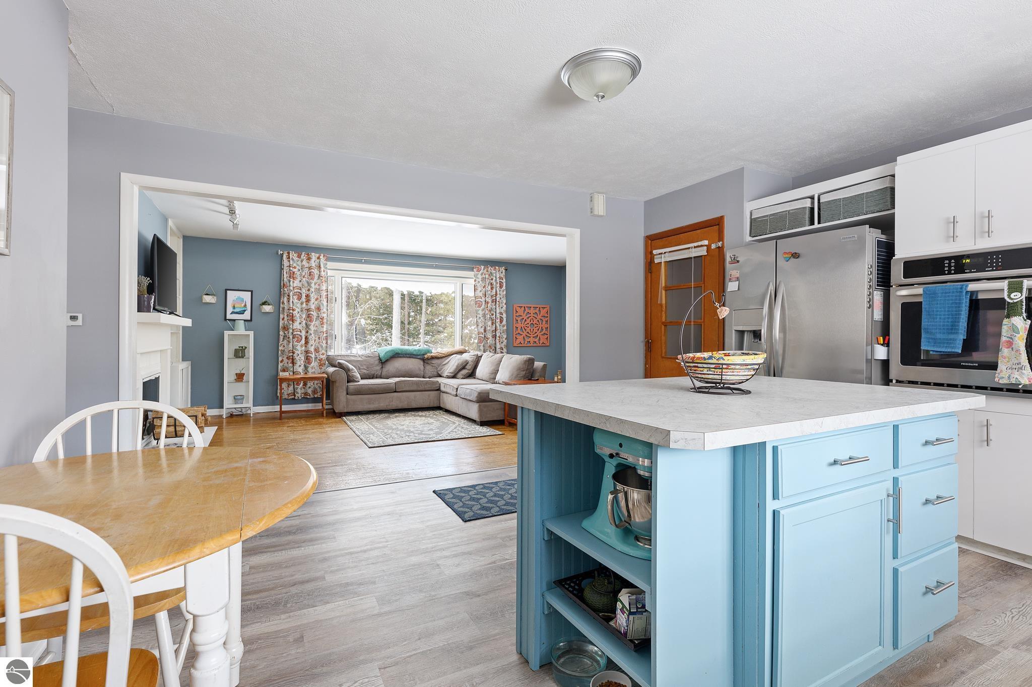 5086 Karlin Road