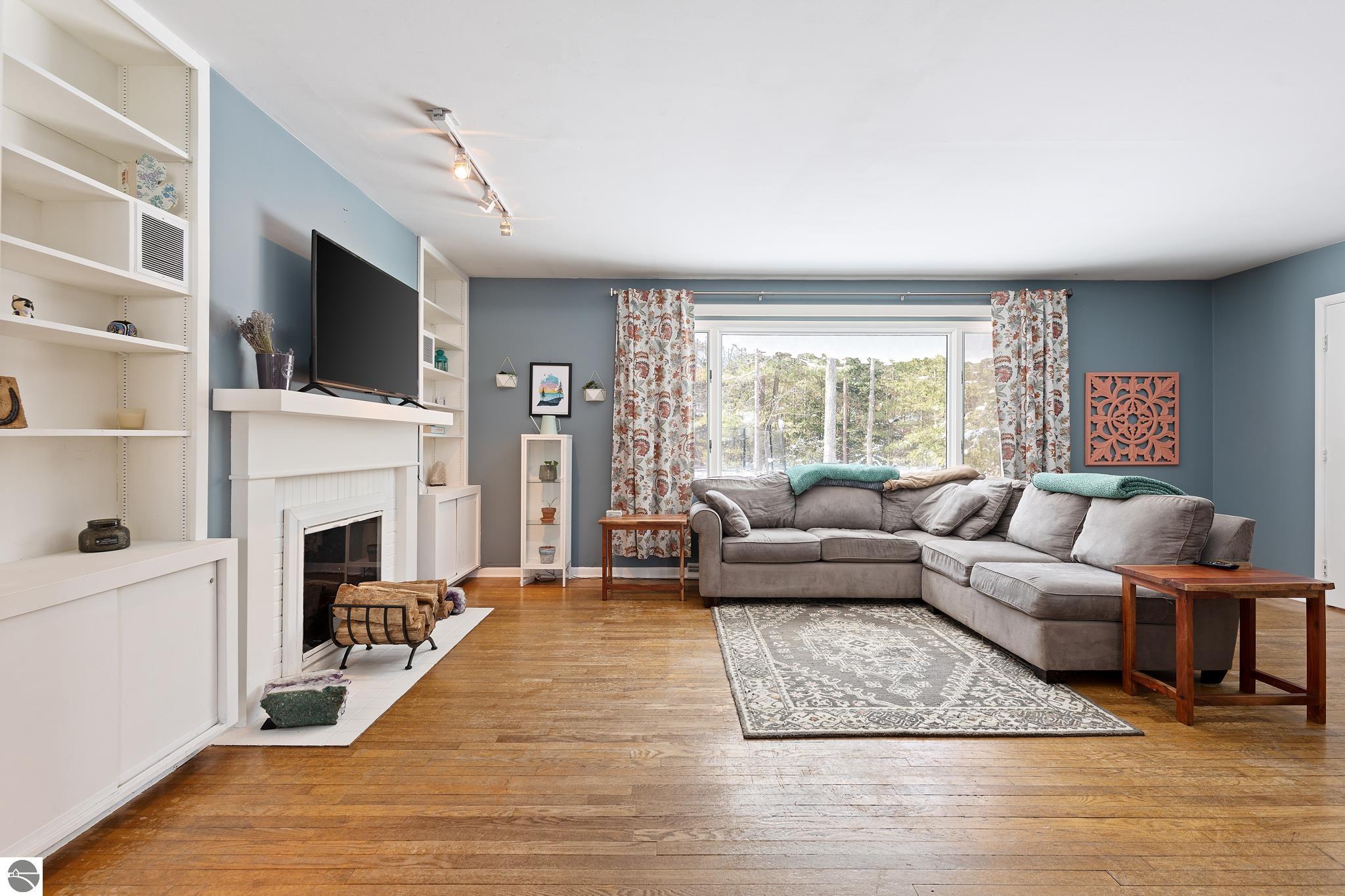 5086 Karlin Road