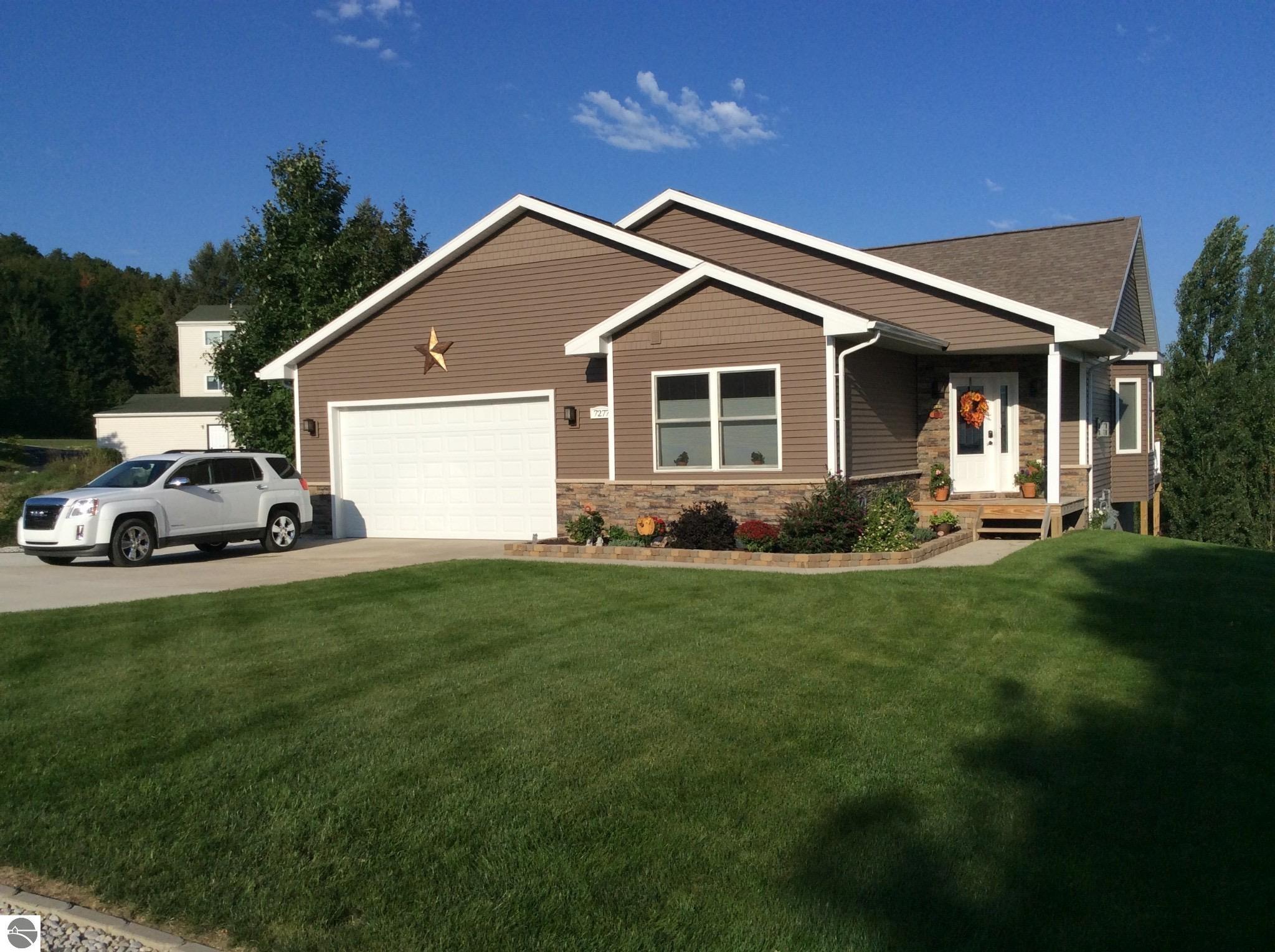 7277 E Leelanau Hills Drive