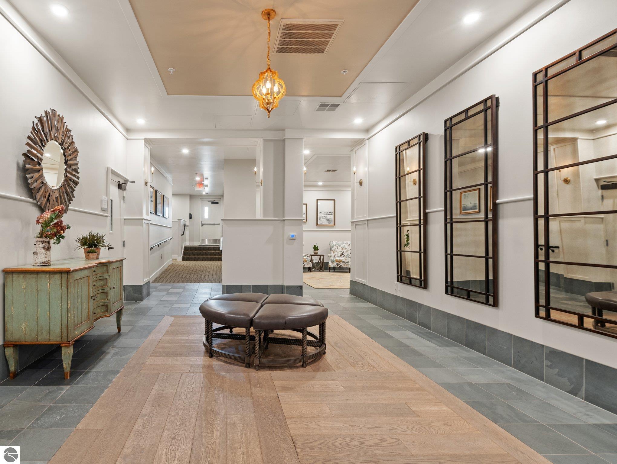 215 Washington Street # 2F