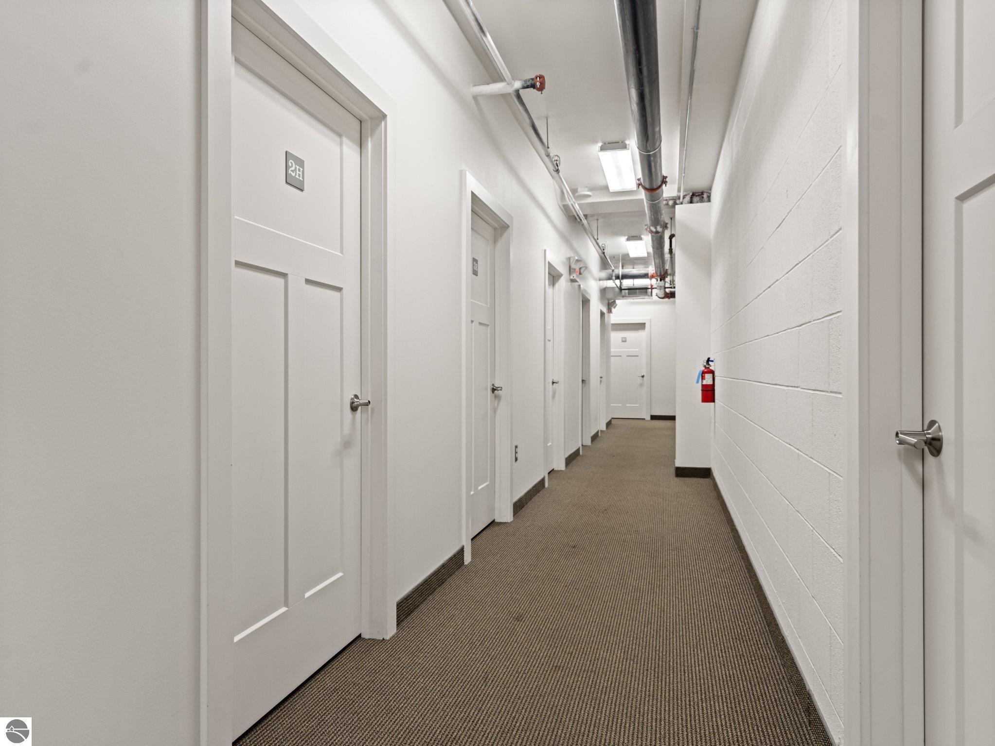 215 Washington Street # 2F