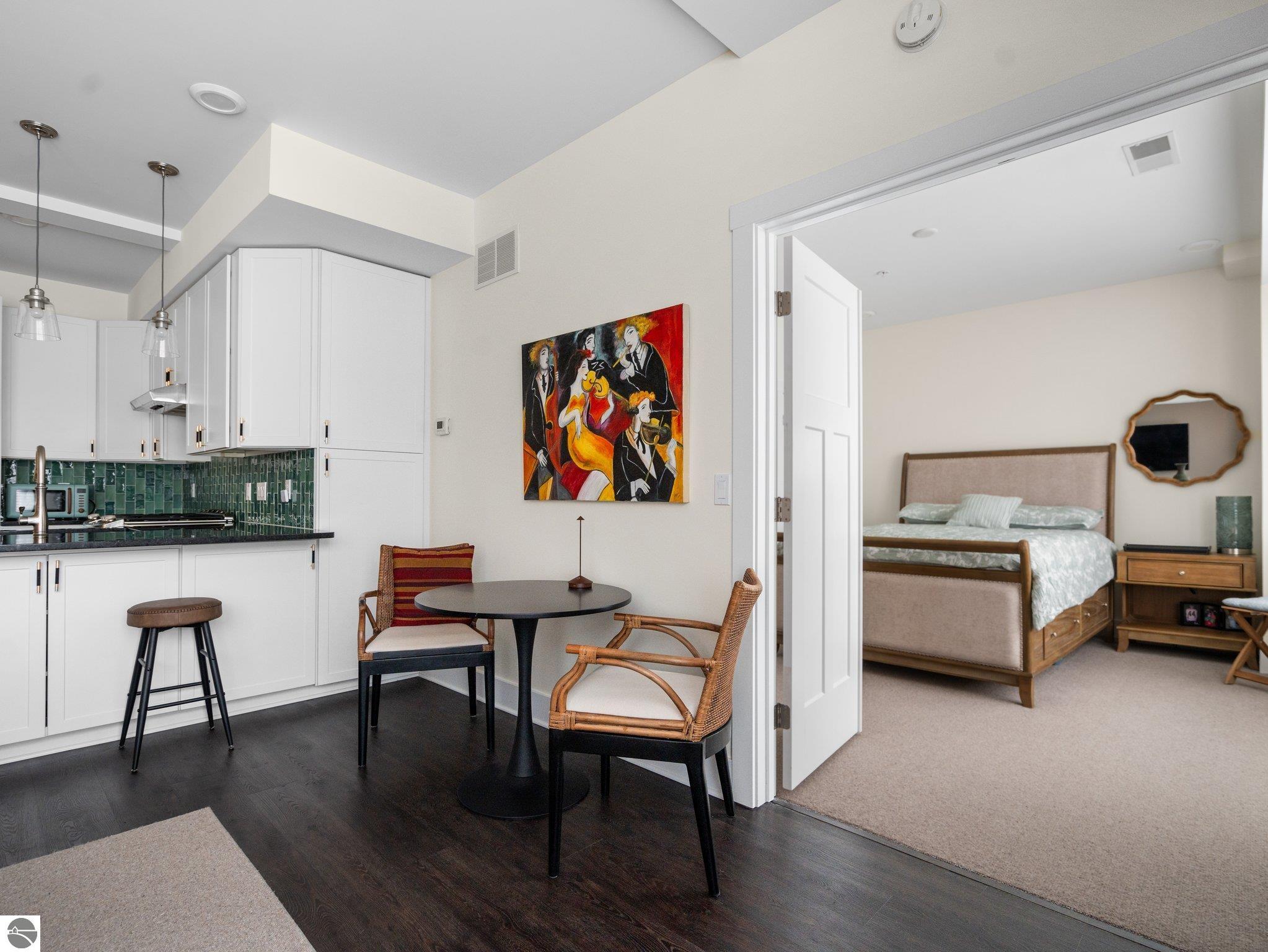 215 Washington Street # 2F
