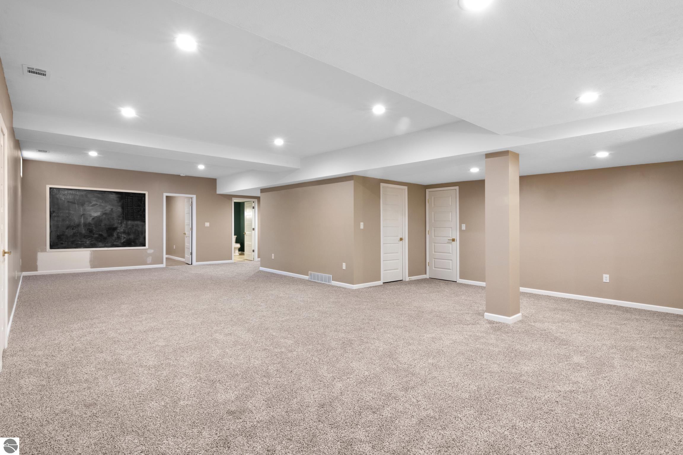 4863 Arbor Grove