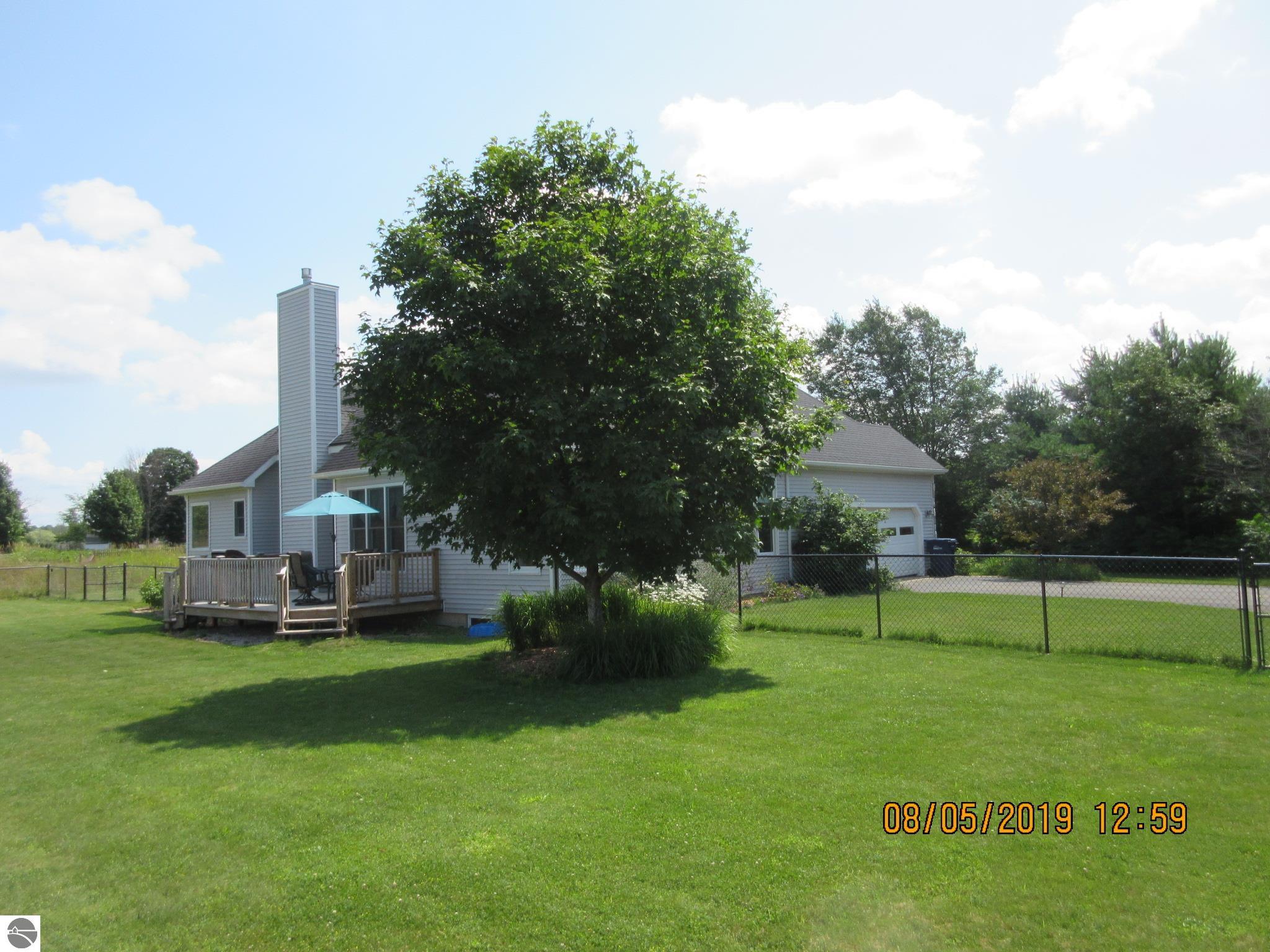 4863 Arbor Grove
