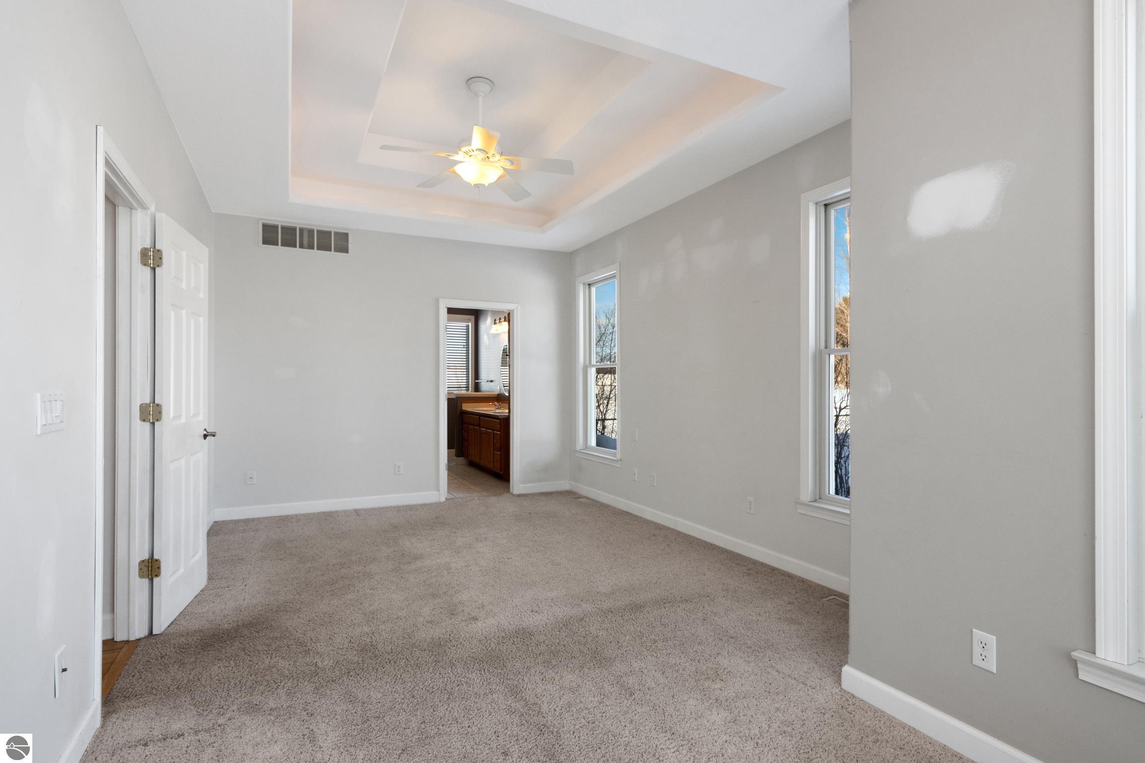 4863 Arbor Grove