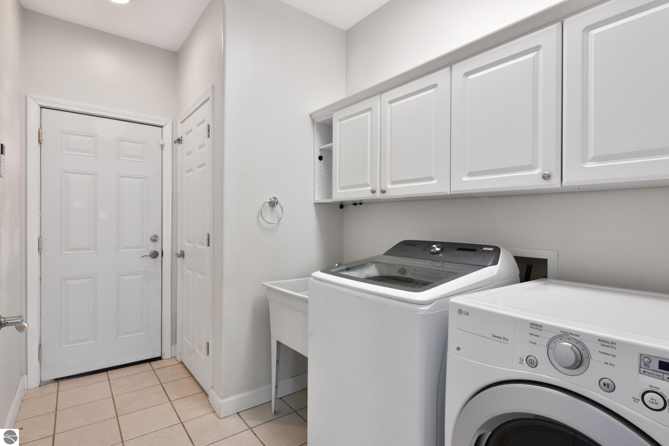4863 Arbor Grove