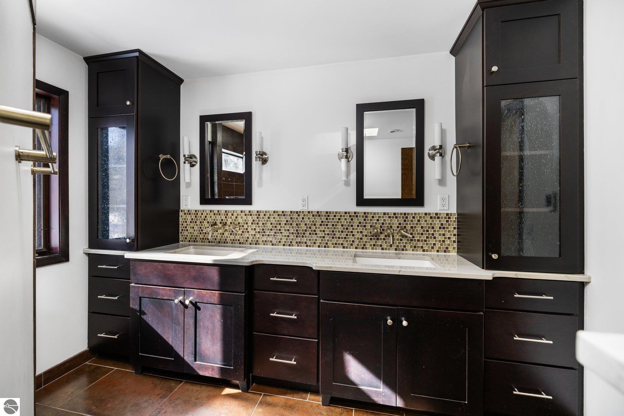 2970 Keewaydin Trail