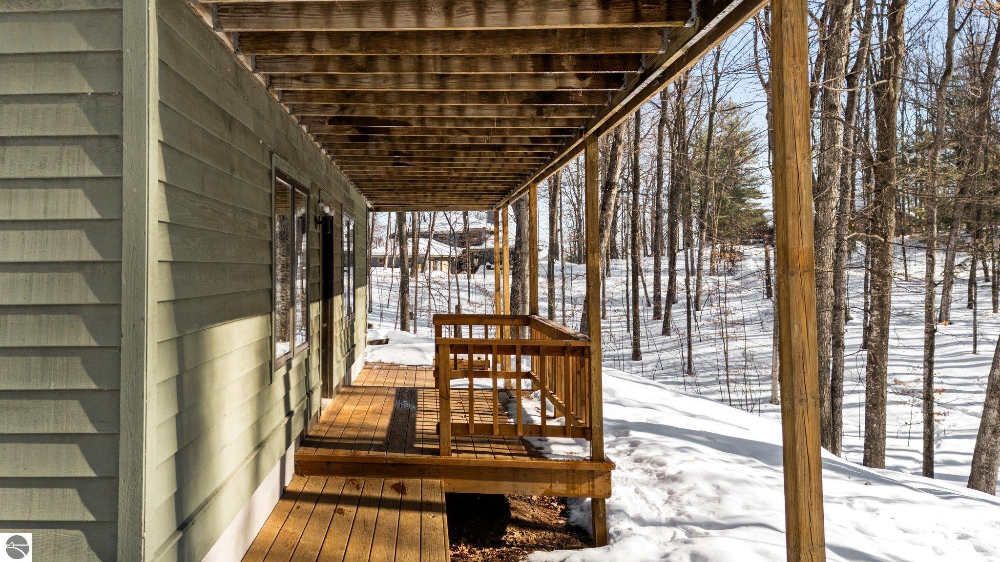 2970 Keewaydin Trail