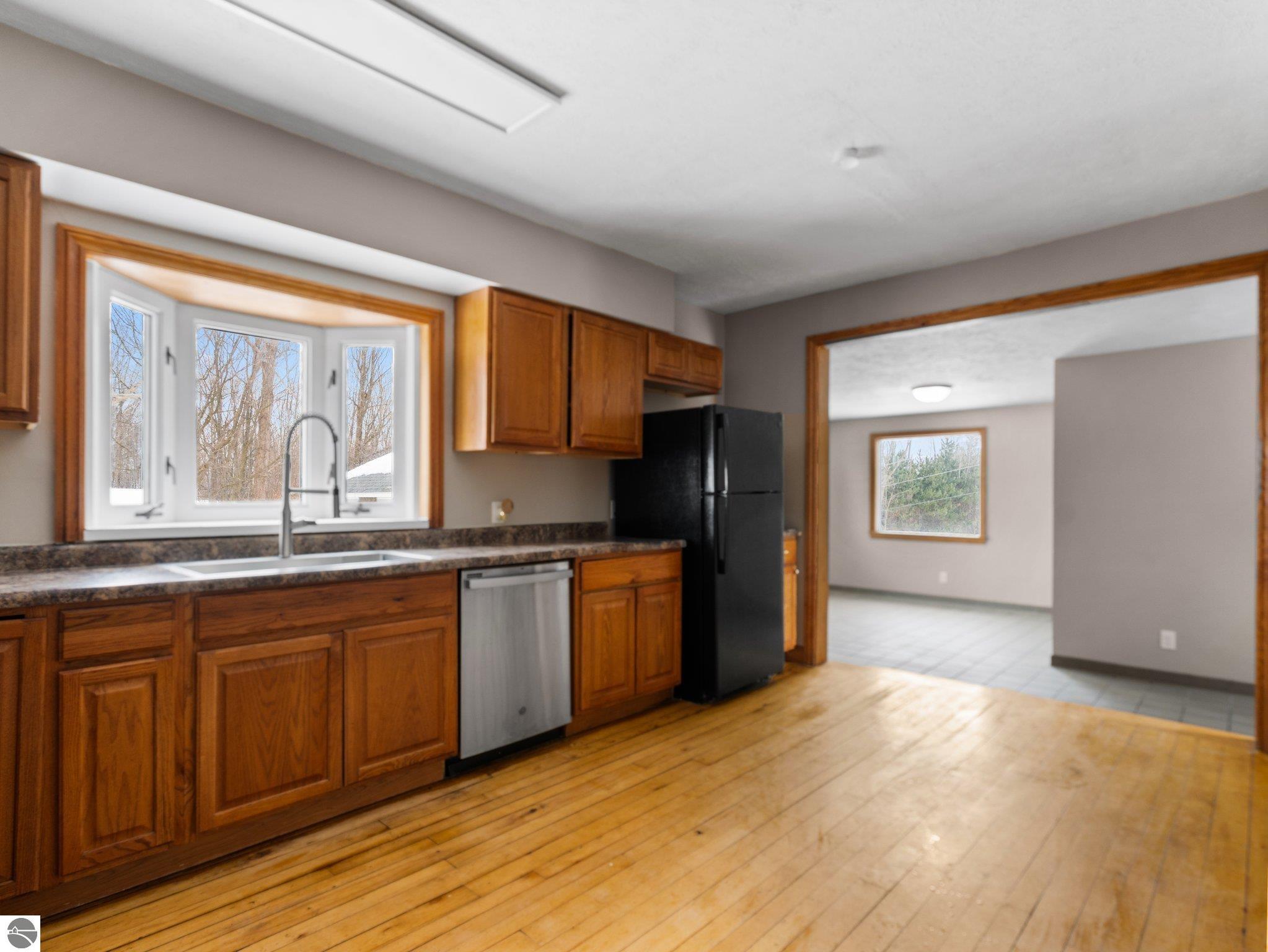 2915 E Hammond