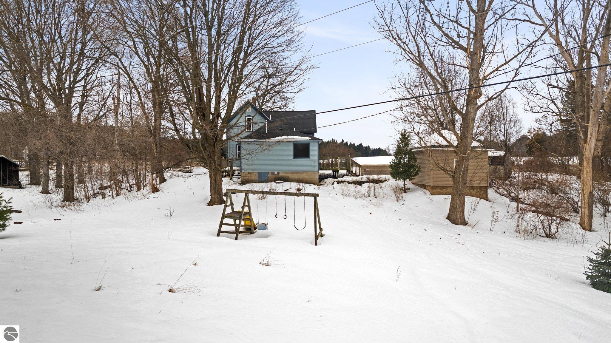 2915 E Hammond