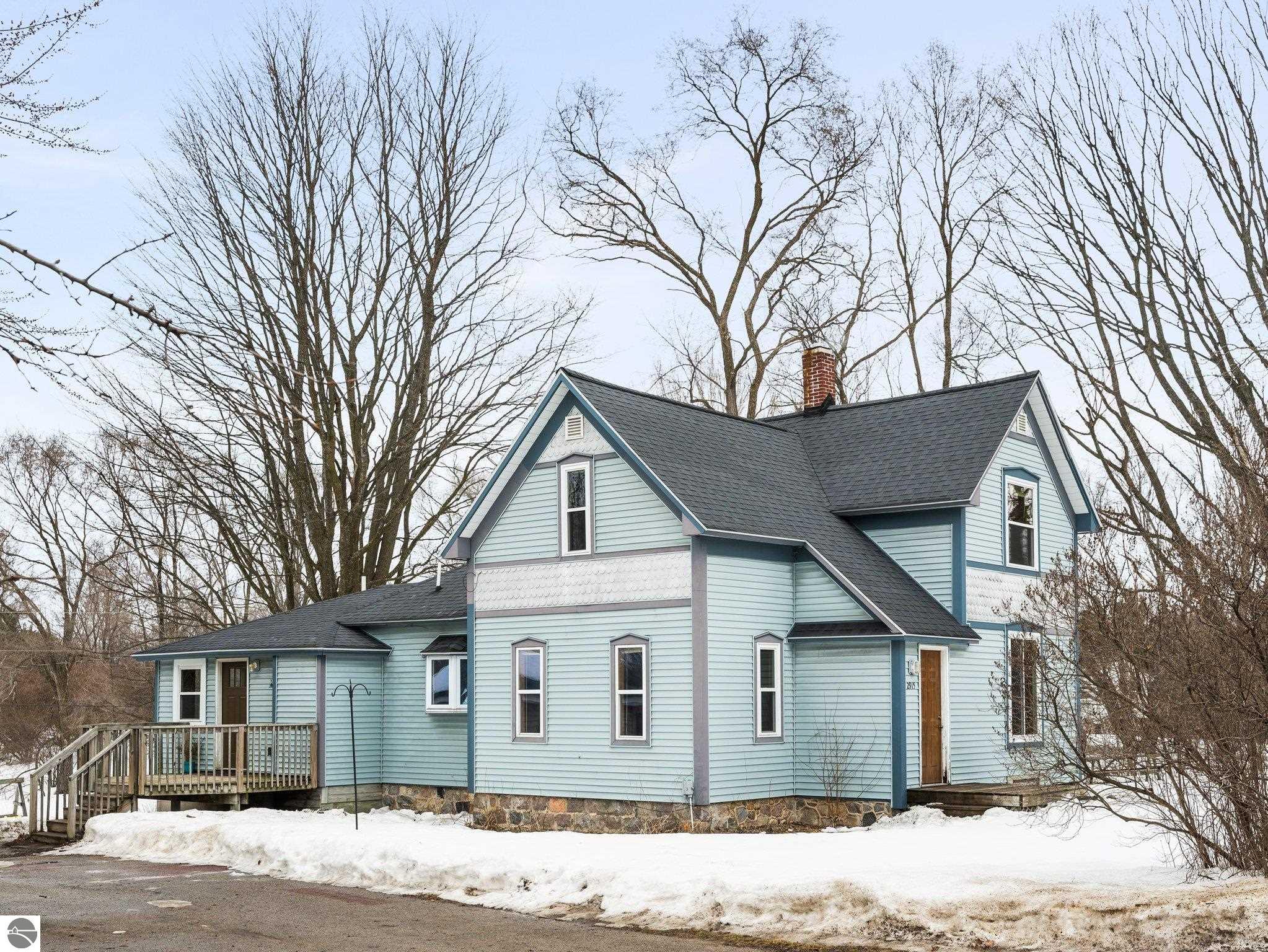 2915 E Hammond