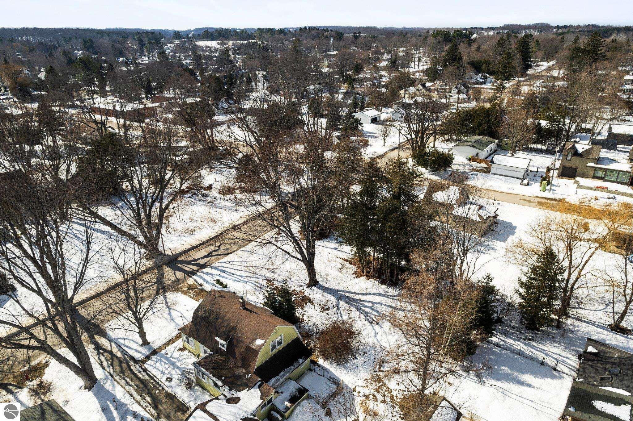 00 E Fifth Street