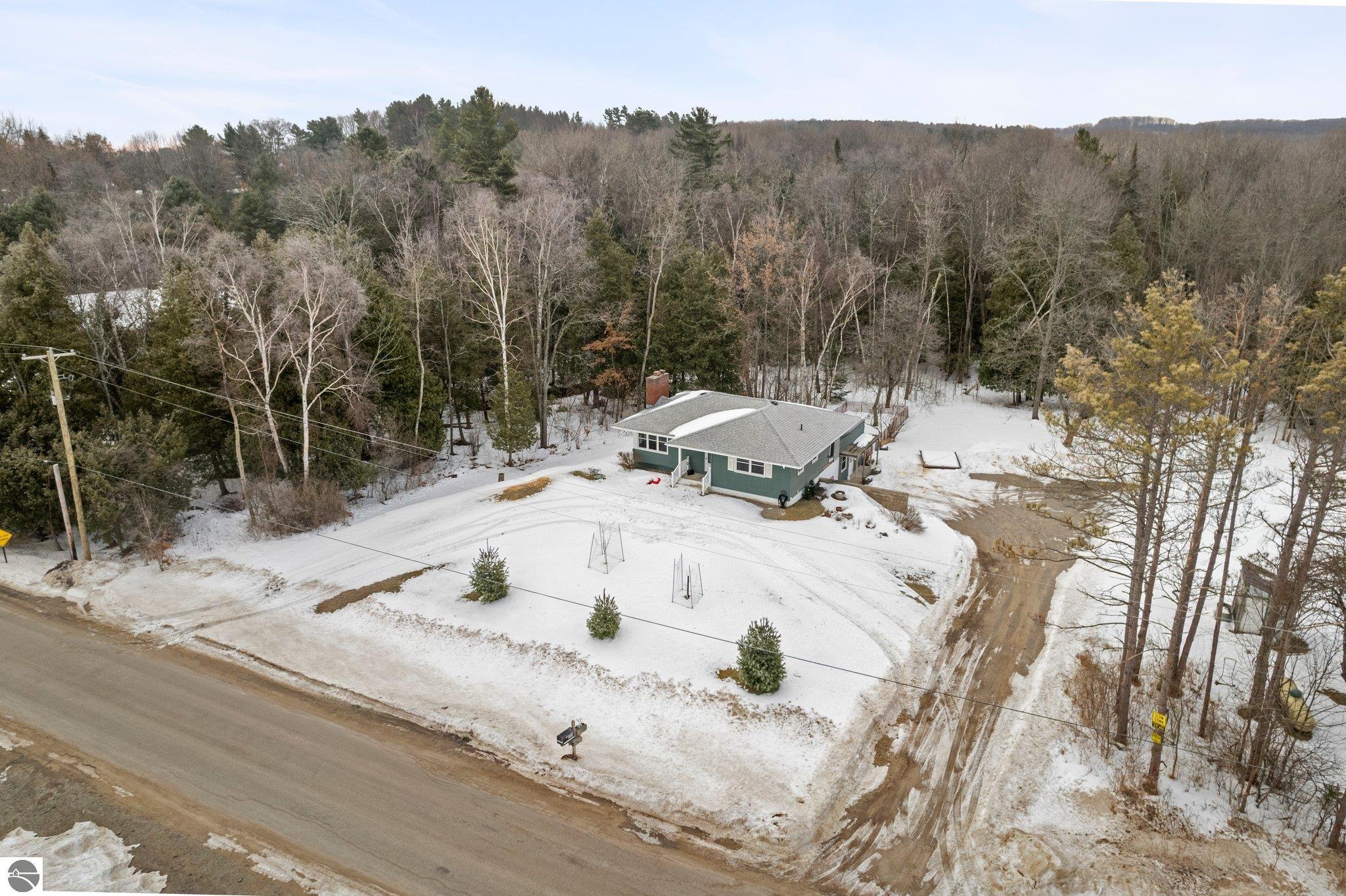 359 W Third Street