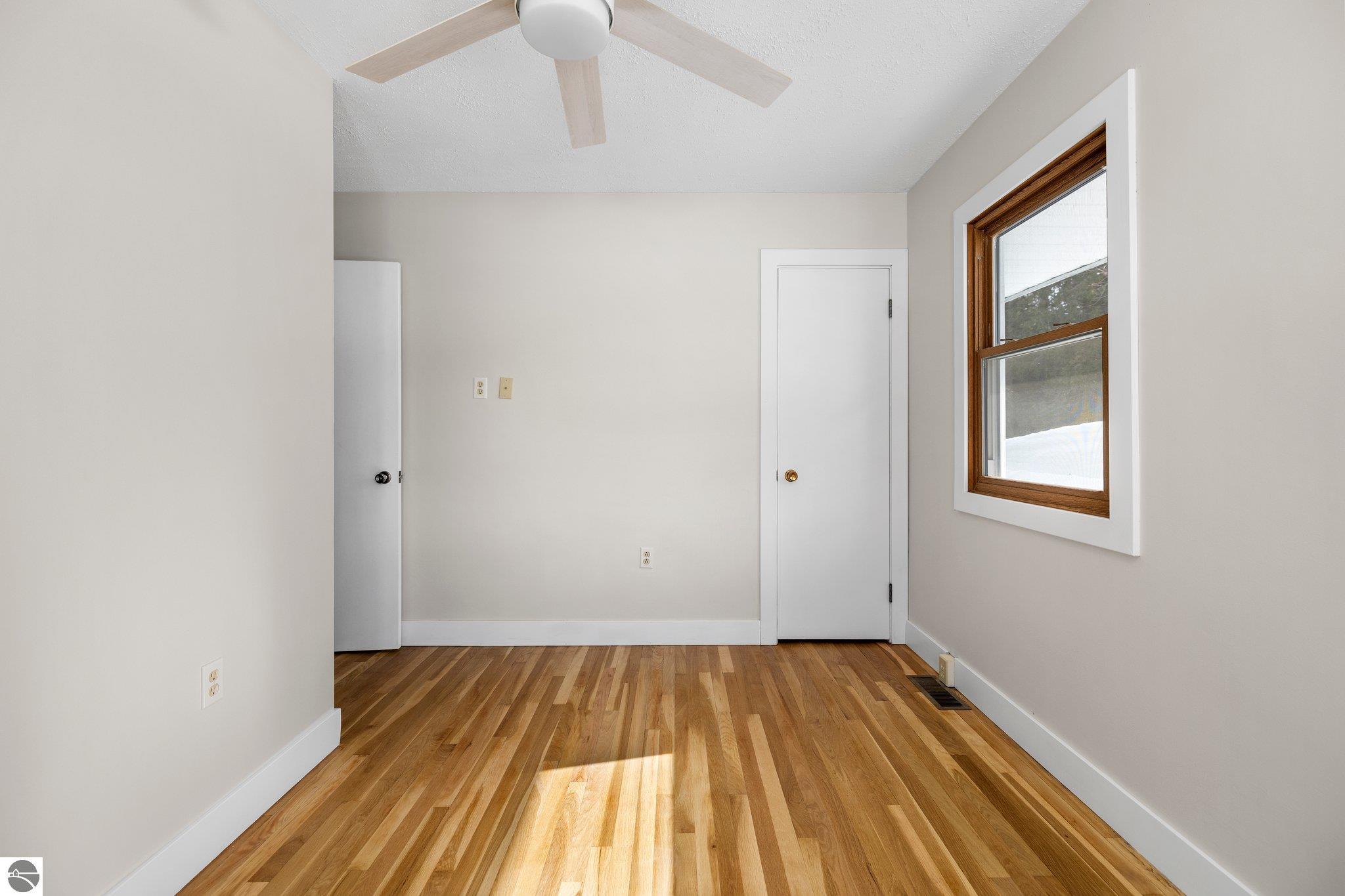 359 W Third Street