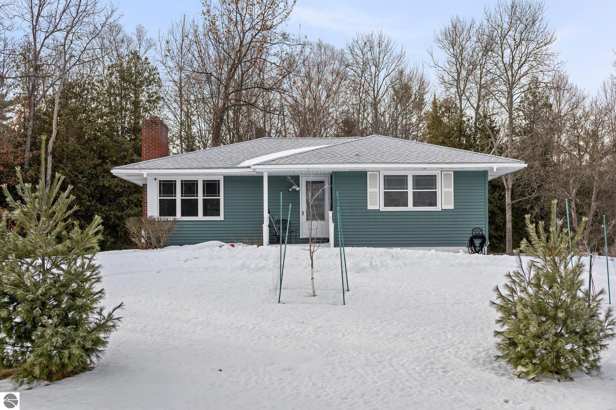 359 W Third Street