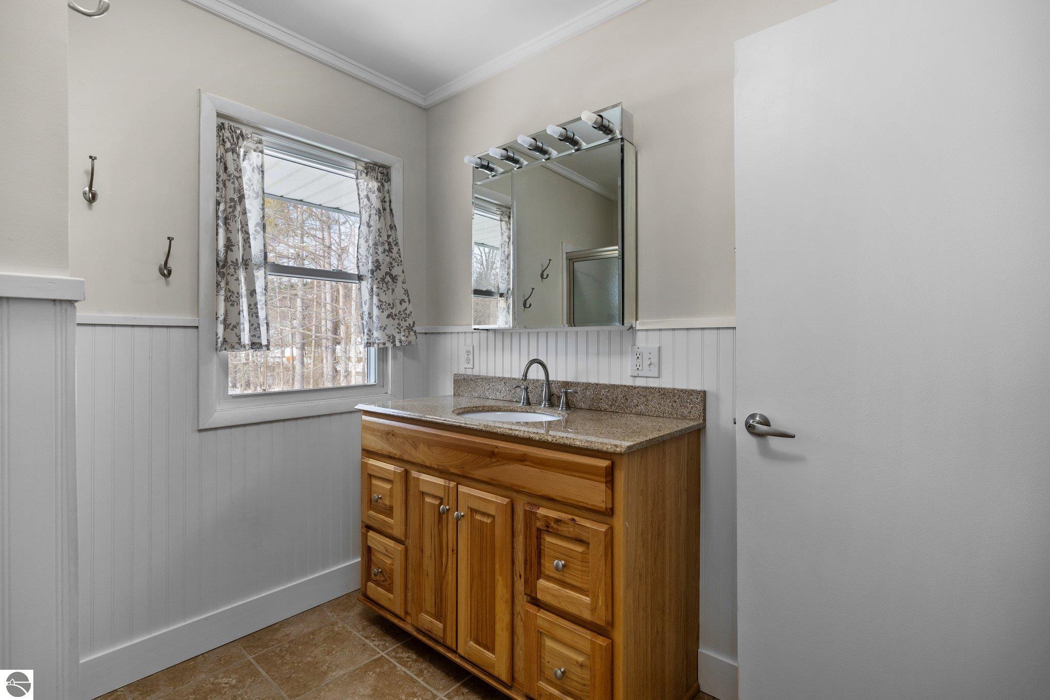 359 W Third Street