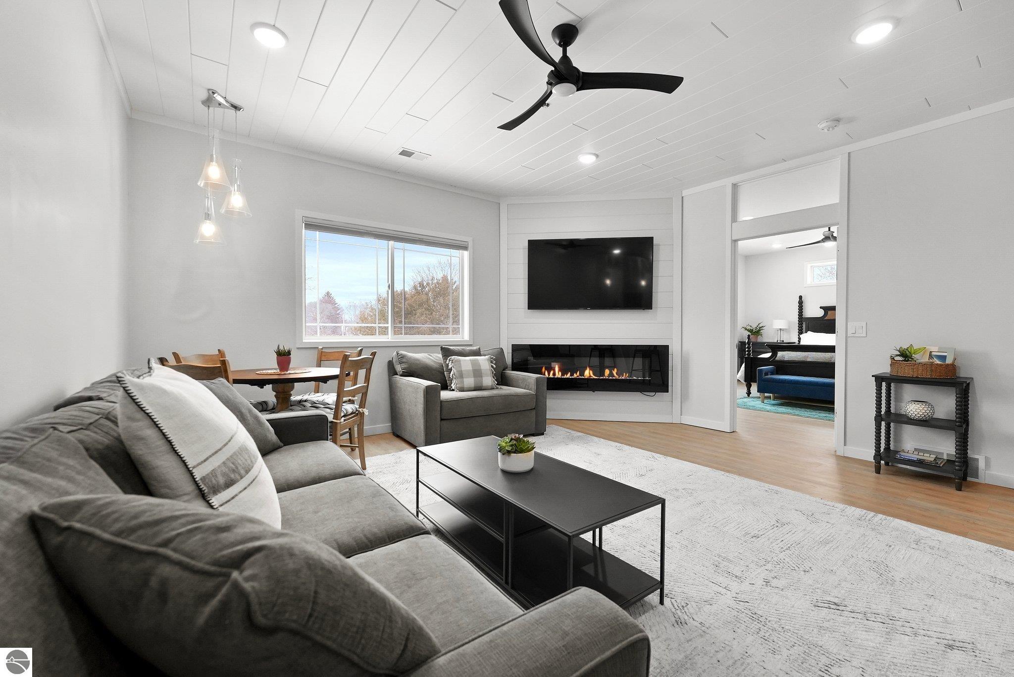 917 Third Street # 12