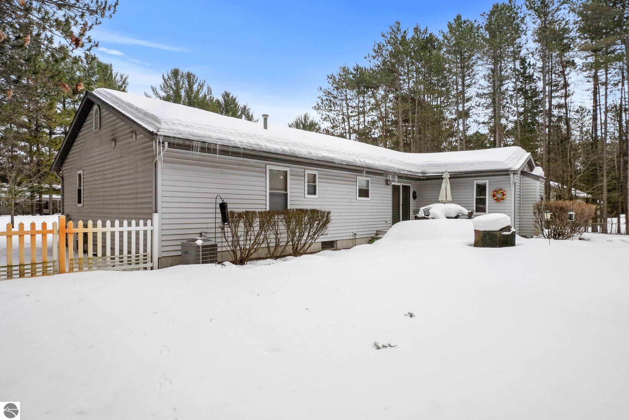 9136 Evergreen Drive