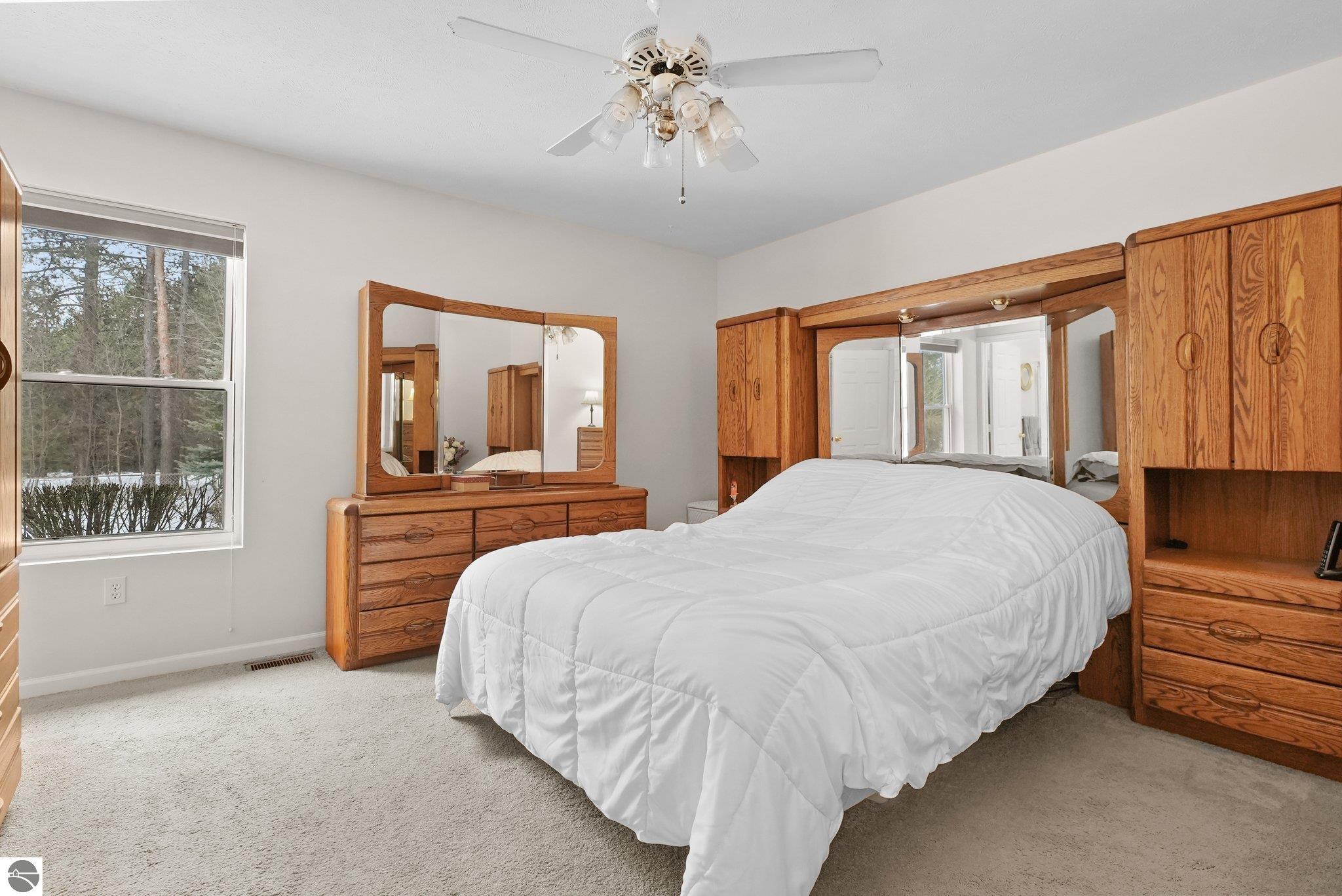 9136 Evergreen Drive