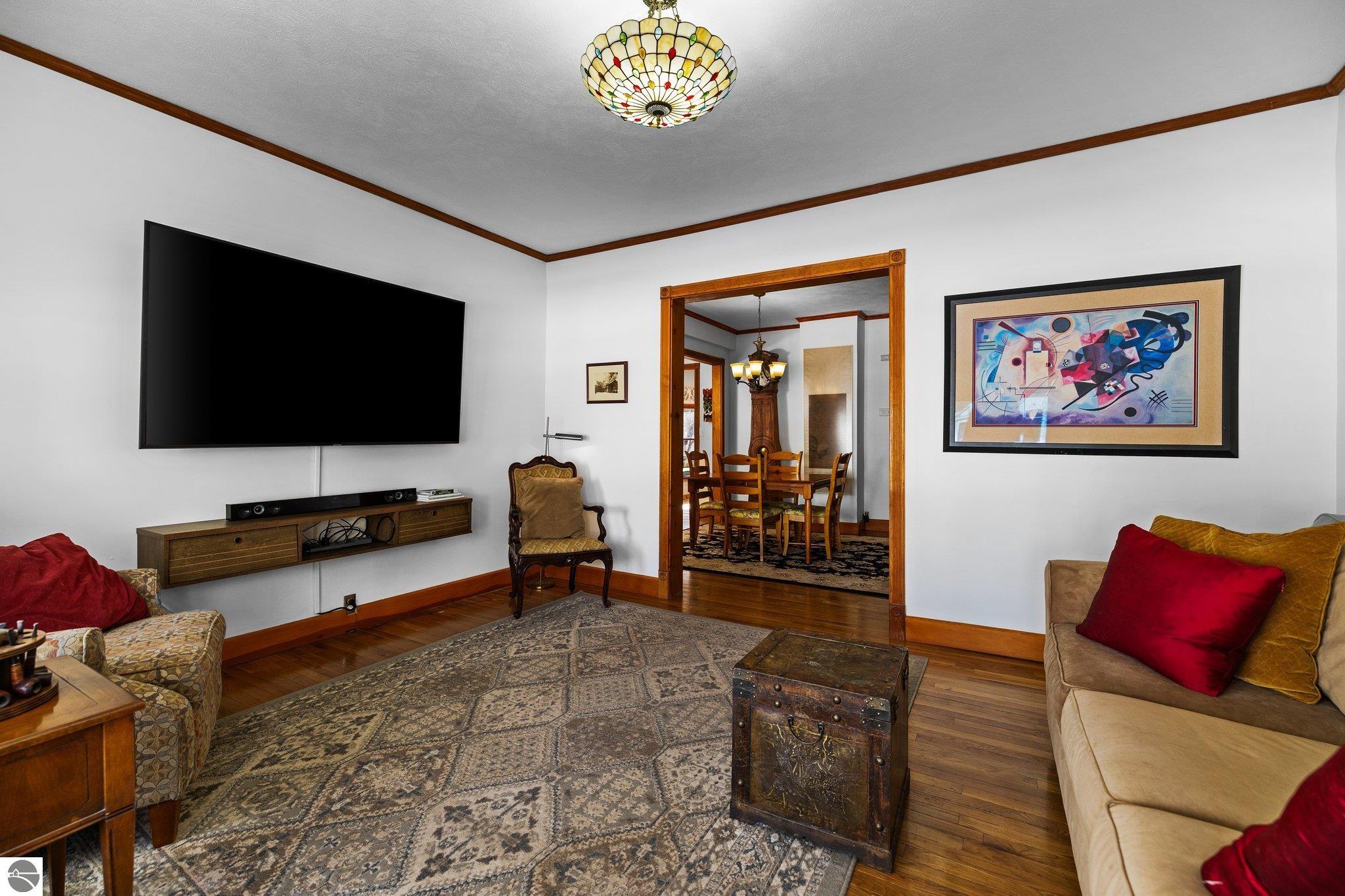 425 W Ninth Street