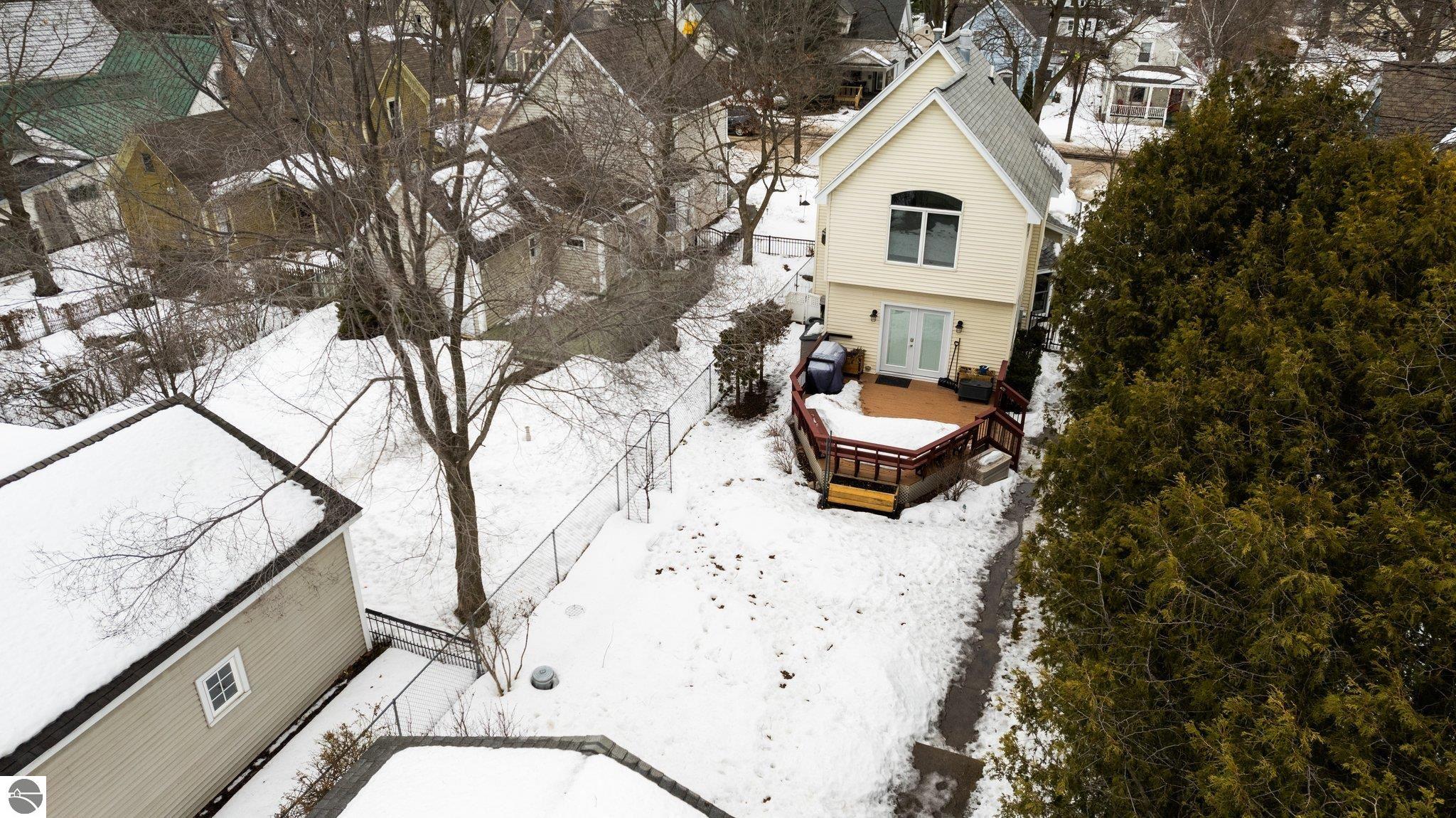 425 W Ninth Street