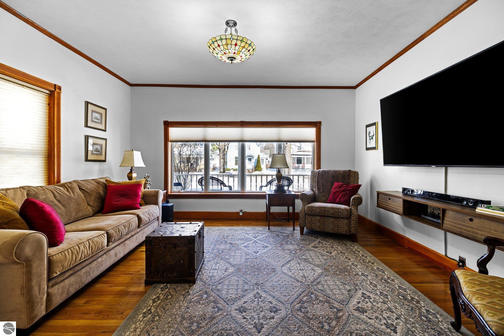 425 W Ninth Street
