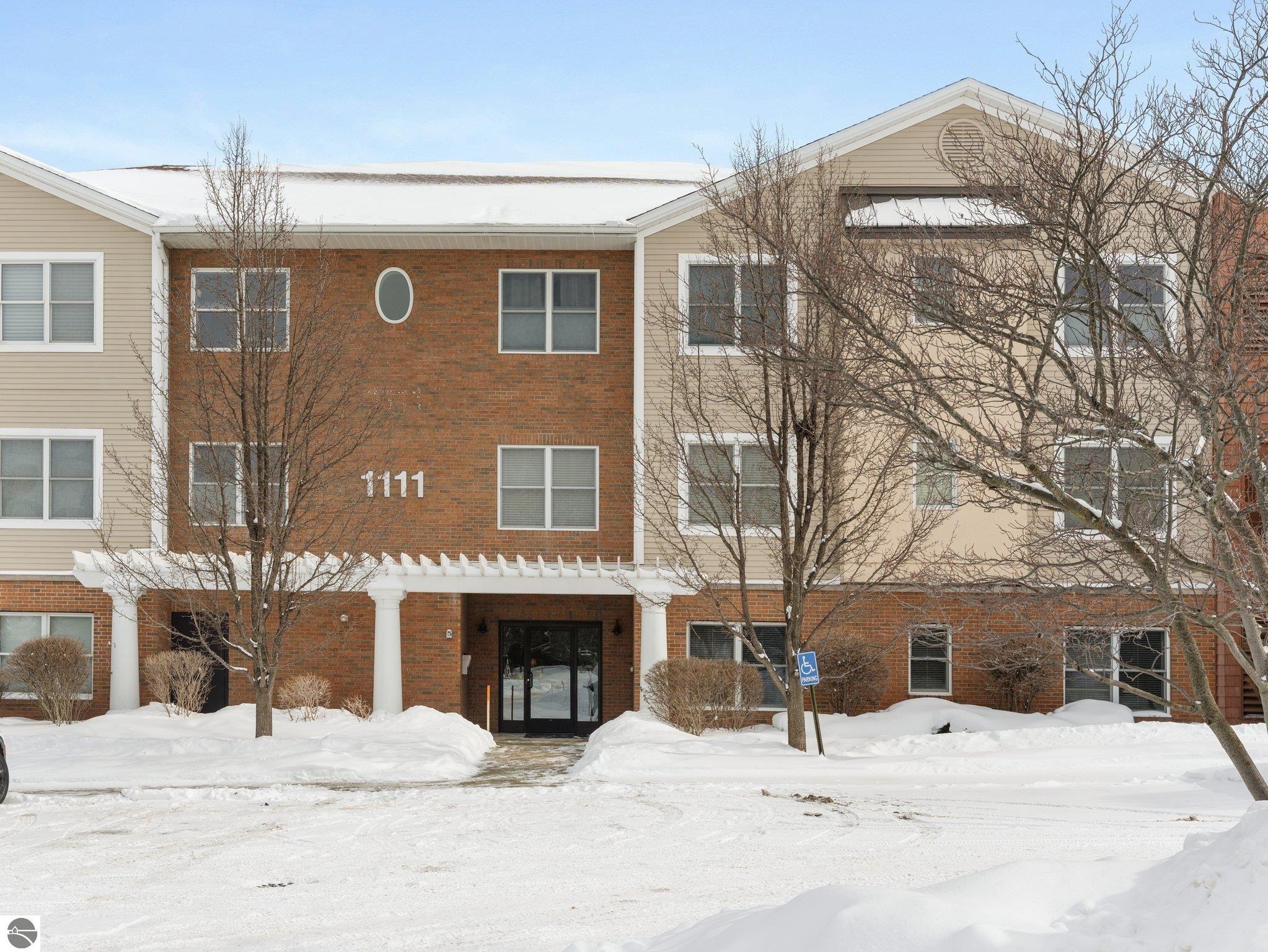 1111 Lake Ridge Drive # 101