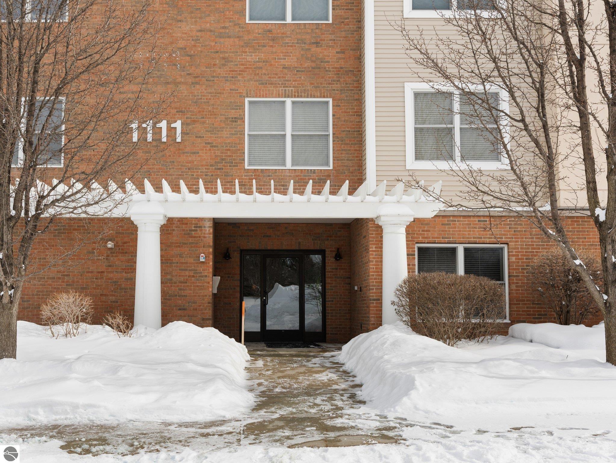 1111 Lake Ridge Drive # 101