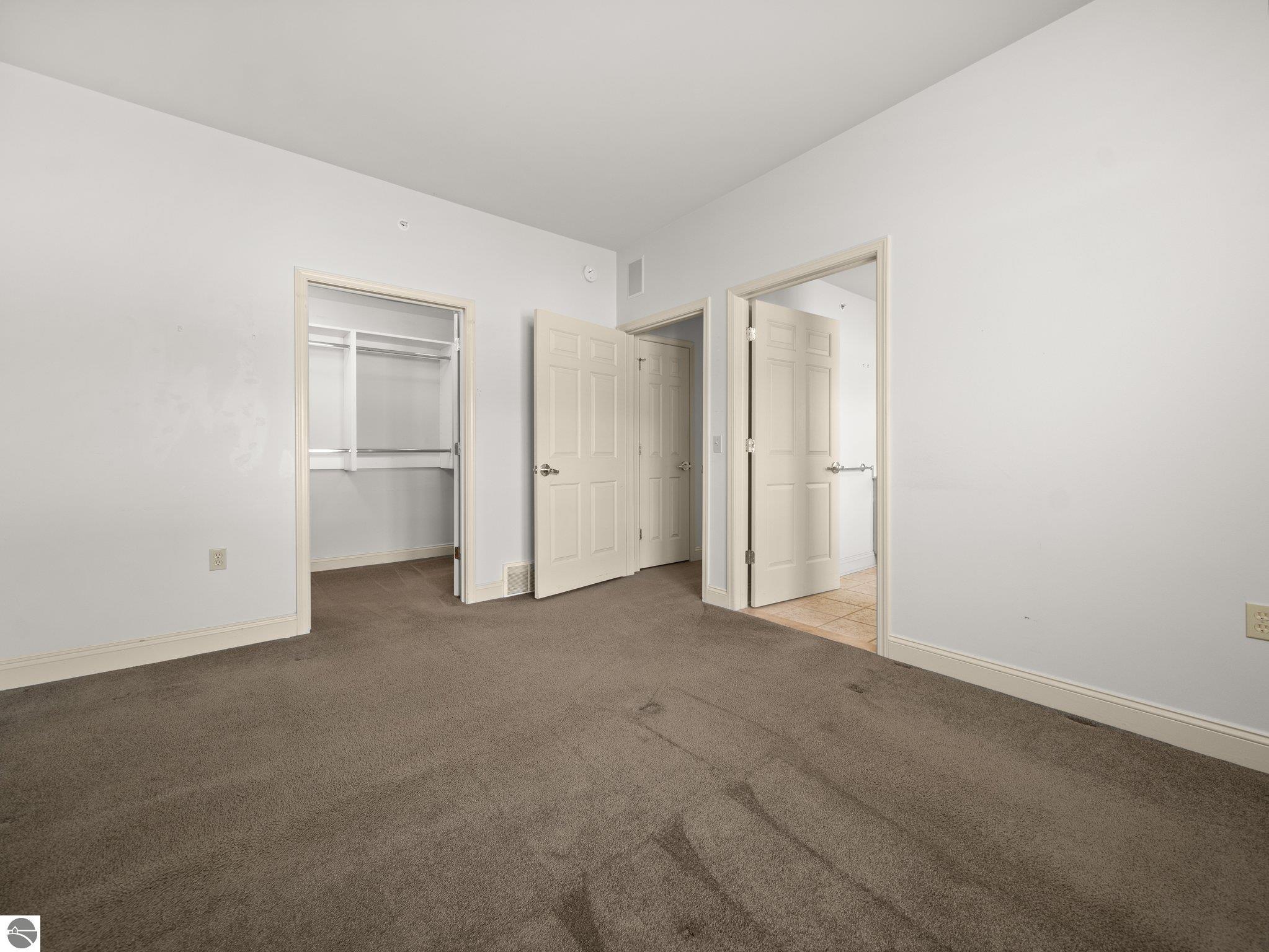 1111 Lake Ridge Drive # 101