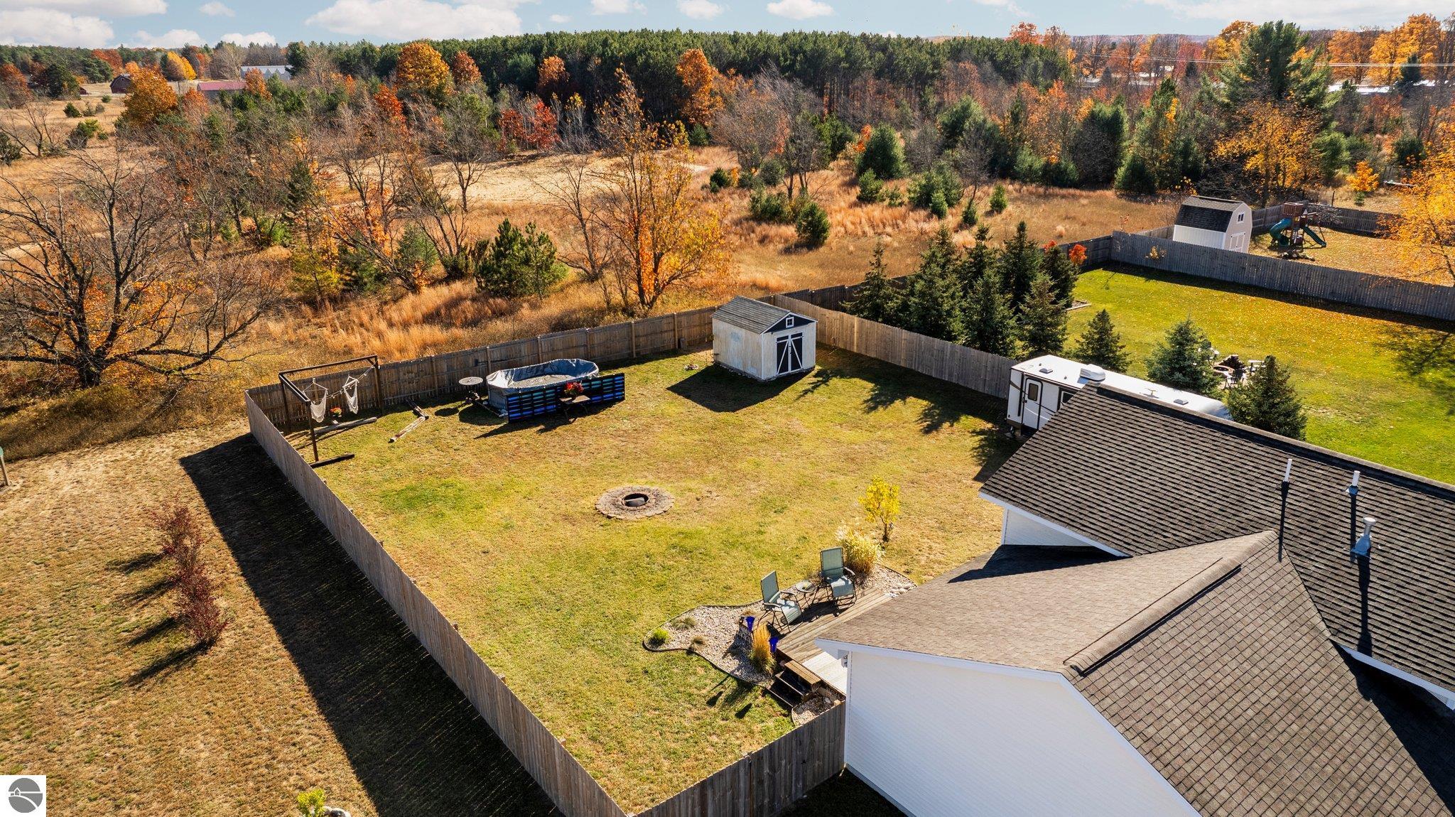 2433 Woodcock Lane