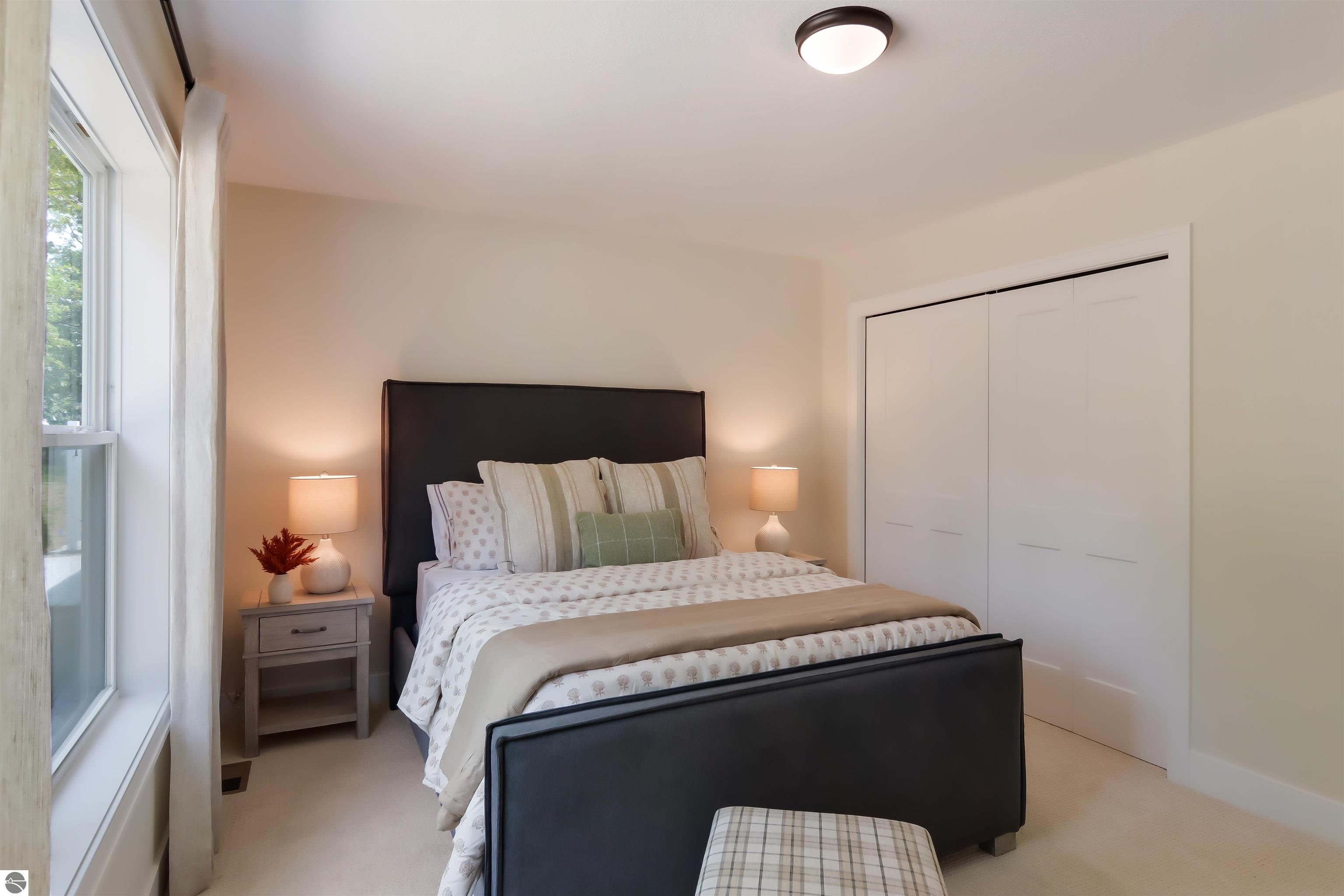 1737 Linden Avenue # 16