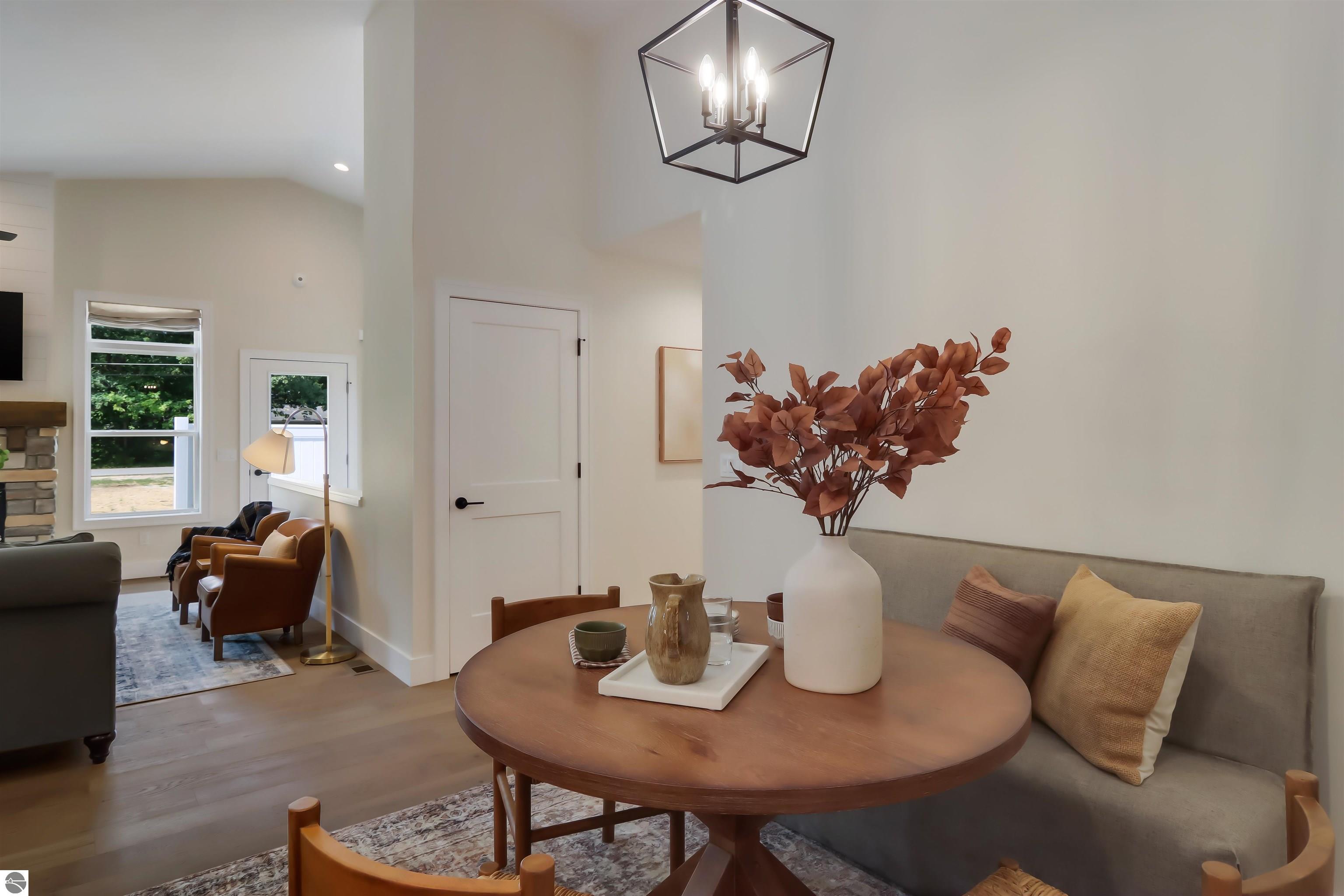 1737 Linden Avenue # 16