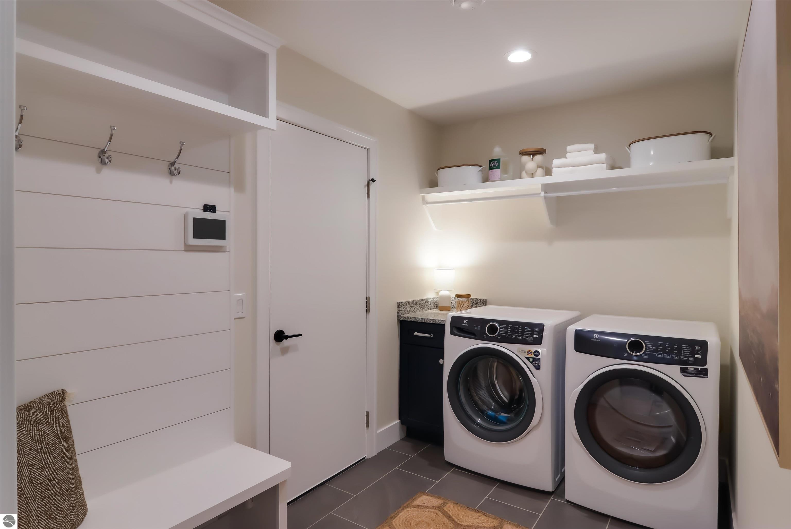 1737 Linden Avenue # 16
