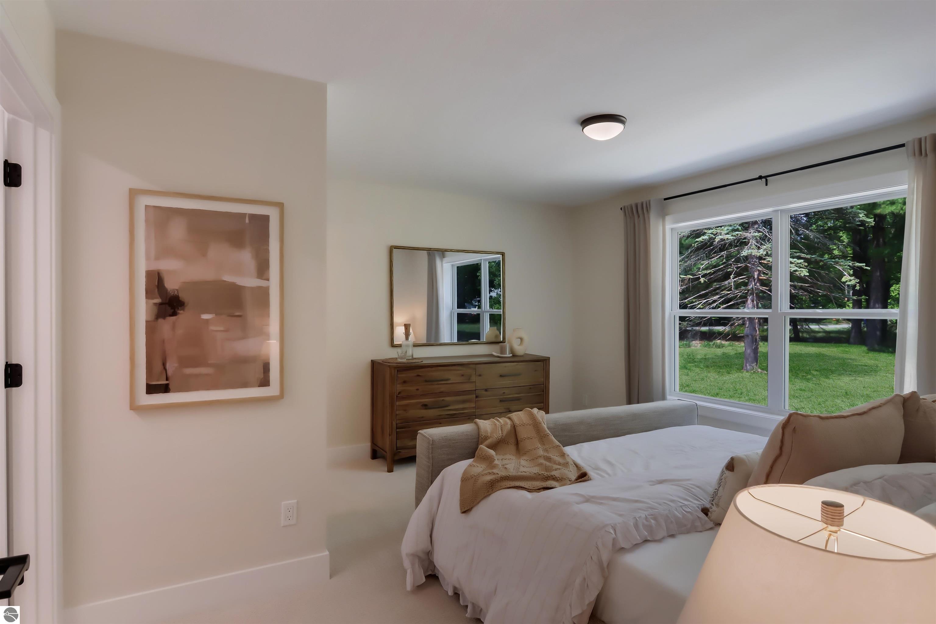 1737 Linden Avenue # 16