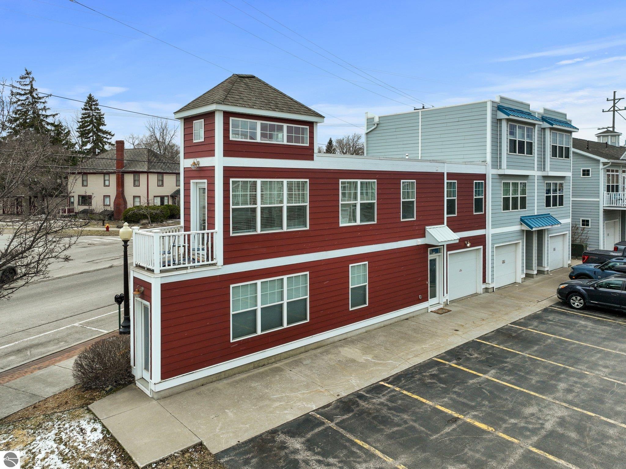 307 E Eighth Street