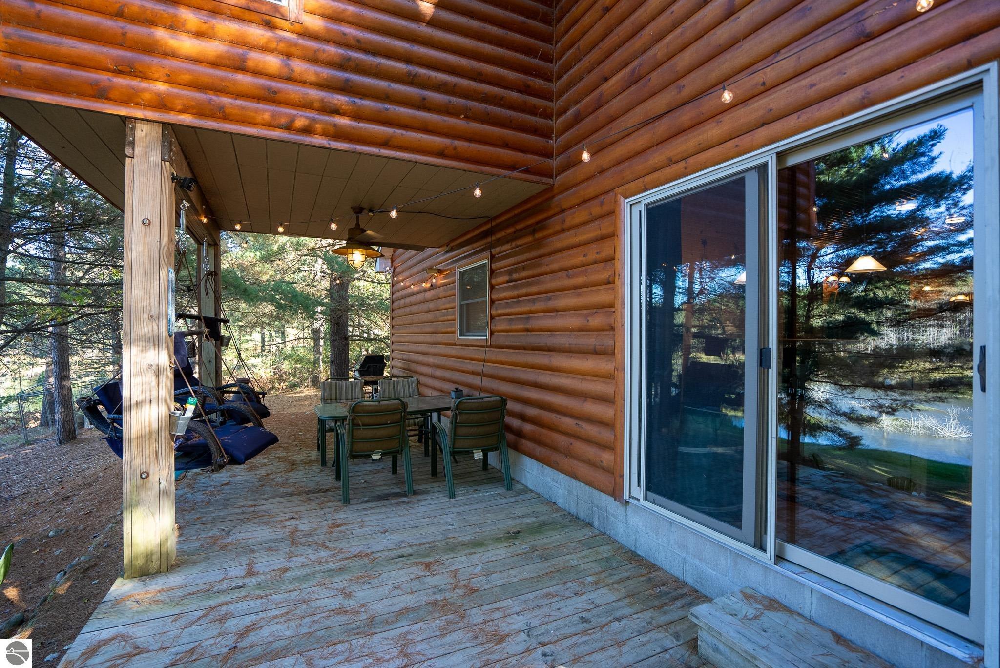 11373 NE Starvation Lake Road