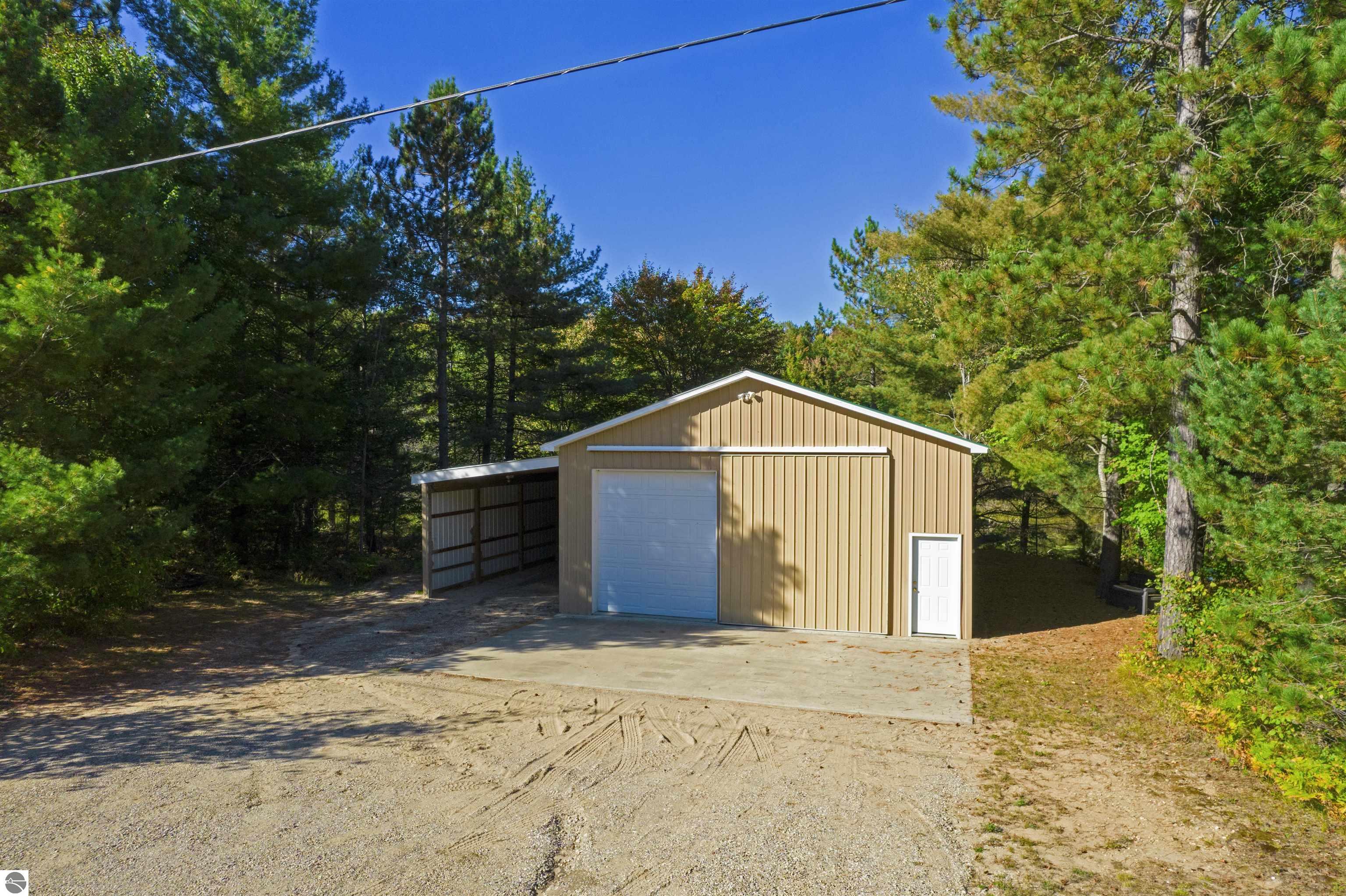 11373 NE Starvation Lake Road