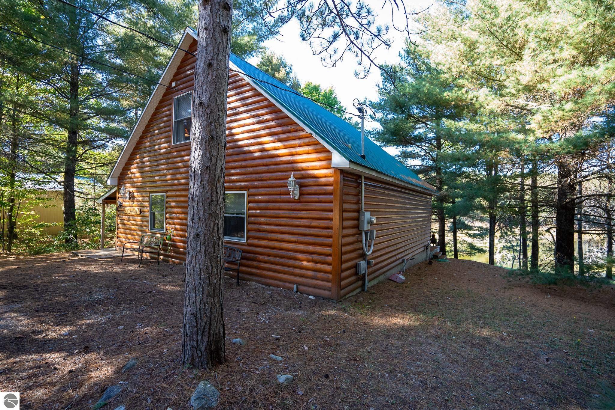 11373 NE Starvation Lake Road