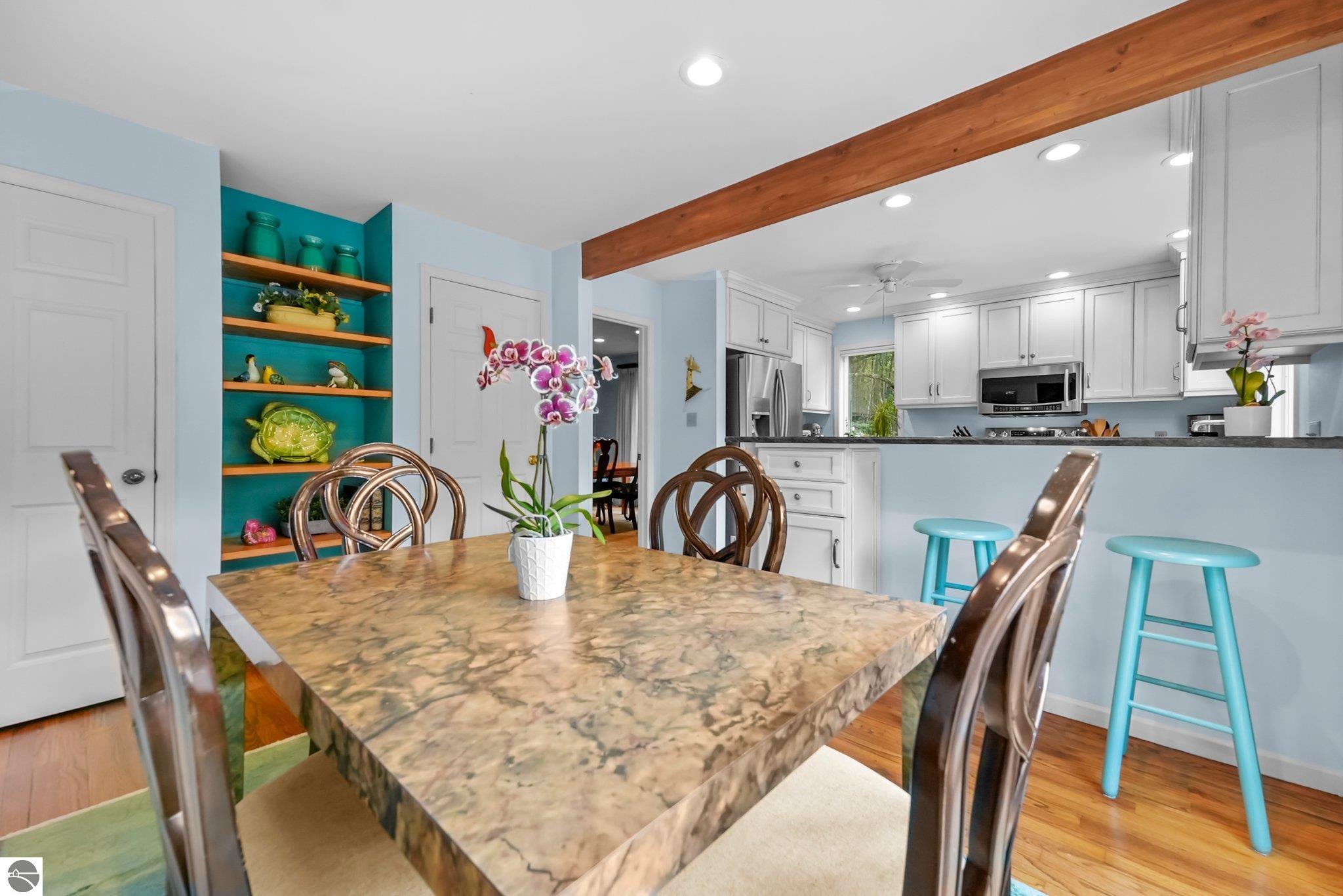 2127 E Timberlane Drive