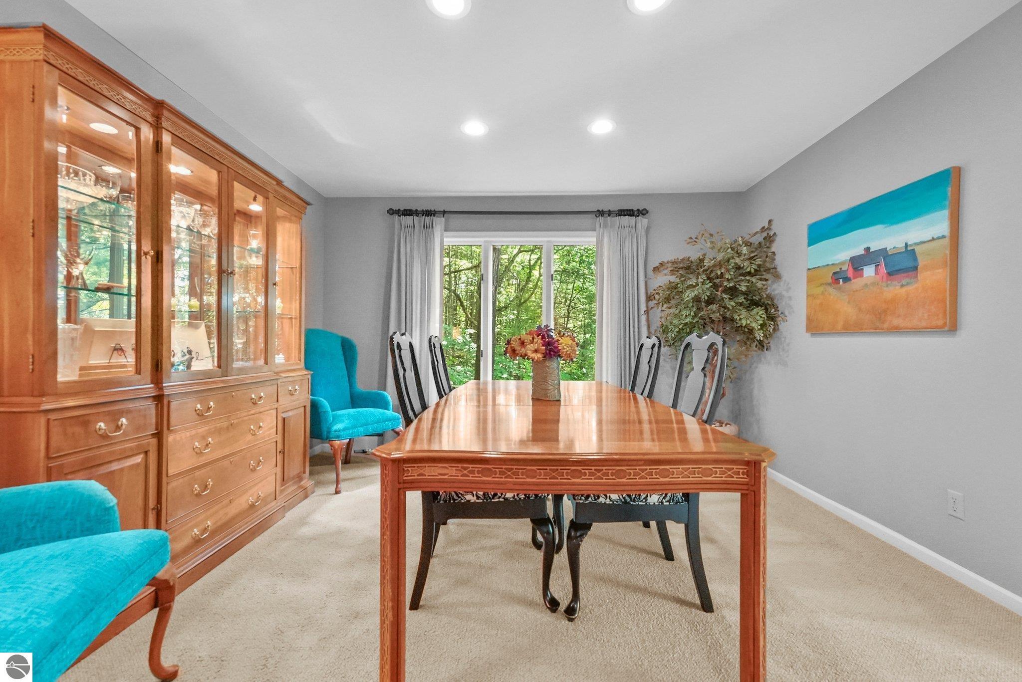 2127 E Timberlane Drive