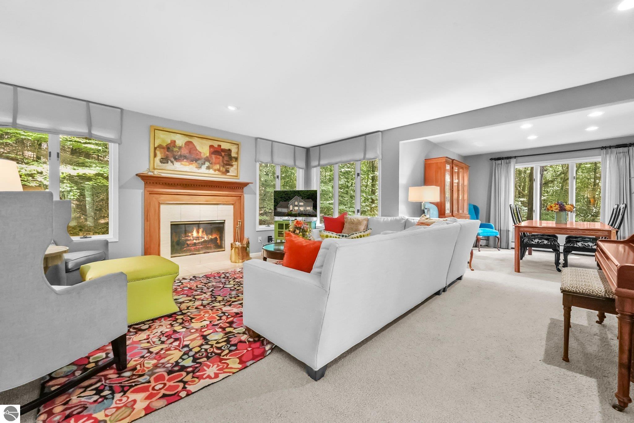 2127 E Timberlane Drive
