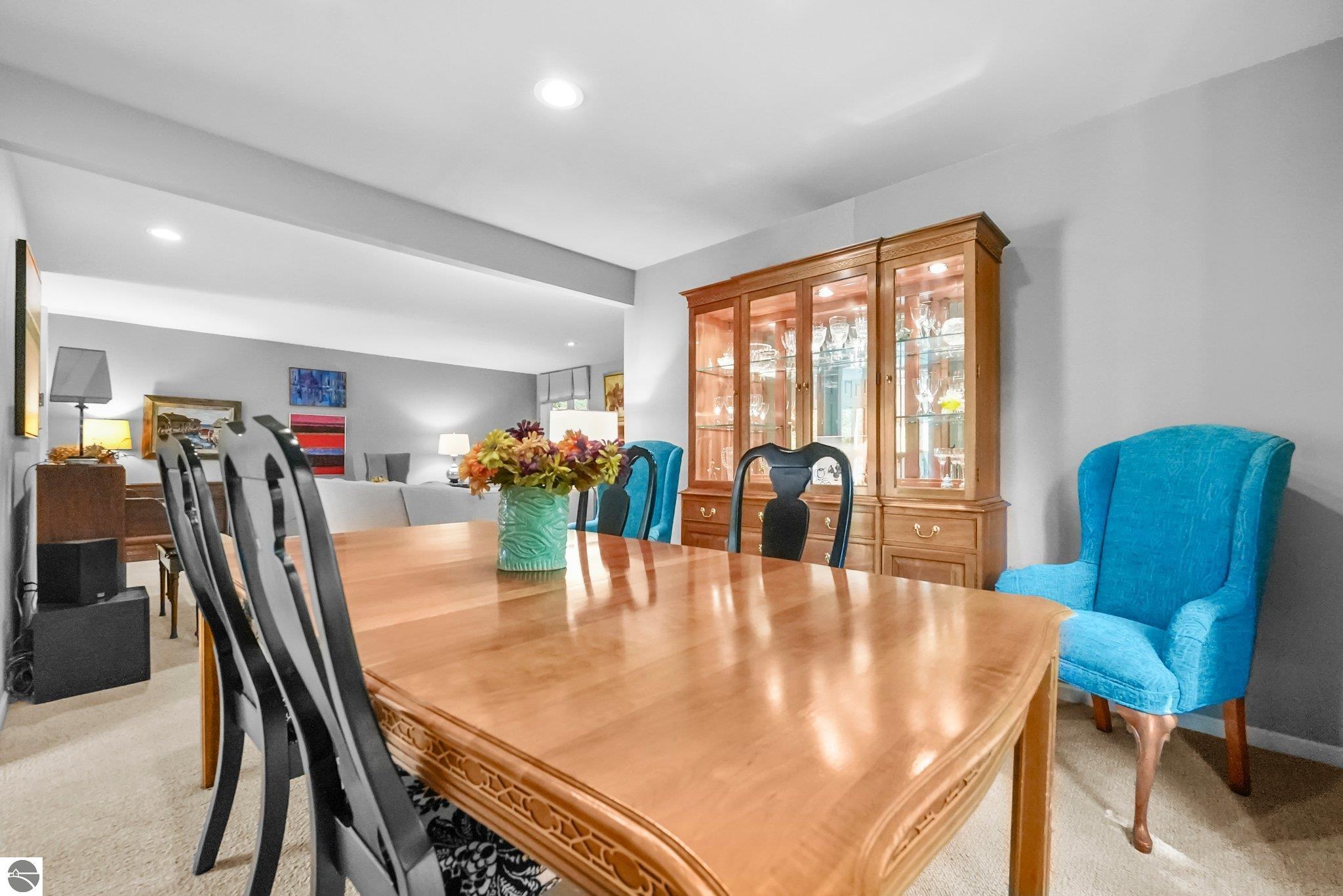 2127 E Timberlane Drive